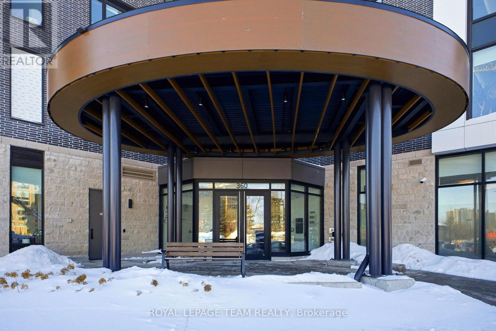 209 - 360 Deschatelets Avenue E Property Photo 2