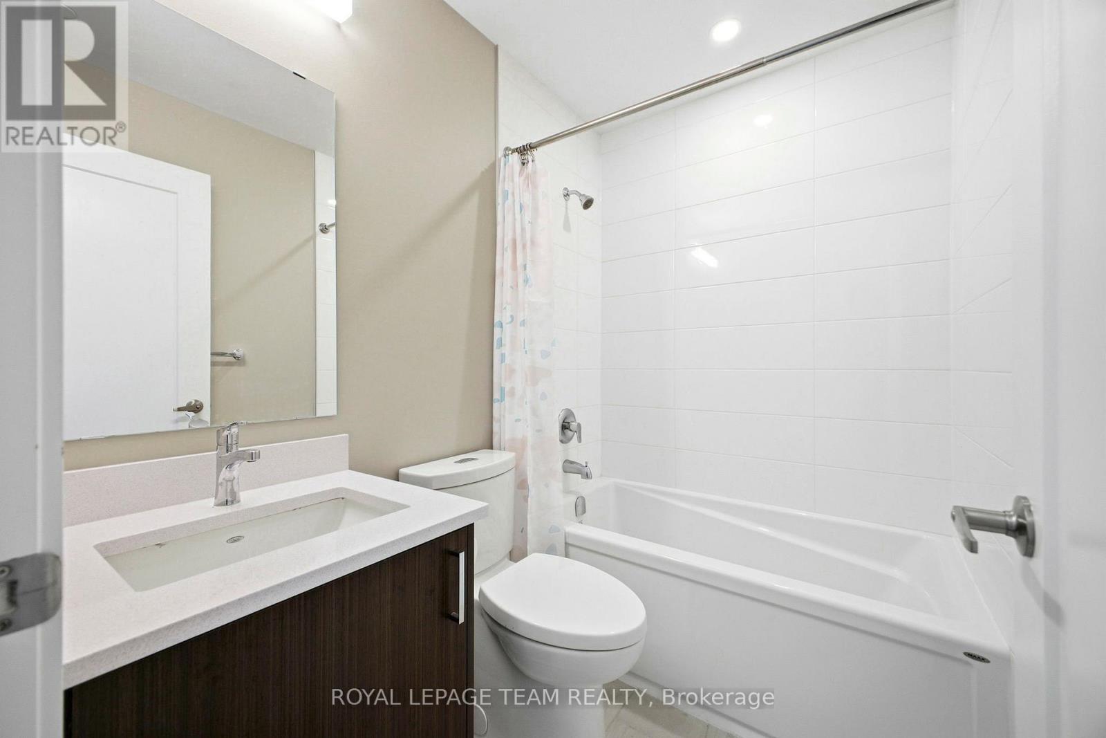 209 - 360 Deschatelets Avenue E Property Photo 12