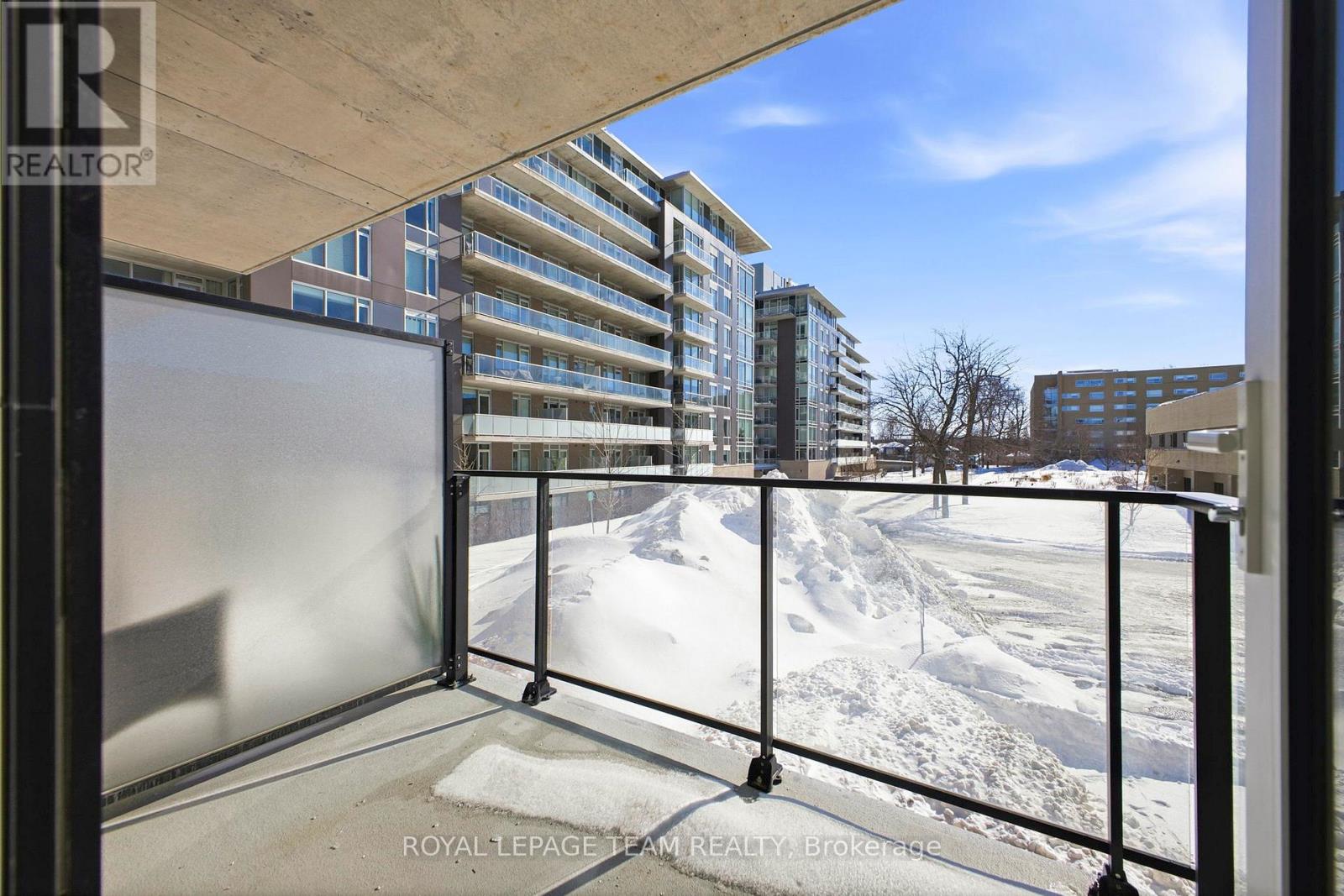 209 - 360 Deschatelets Avenue E Property Photo 14