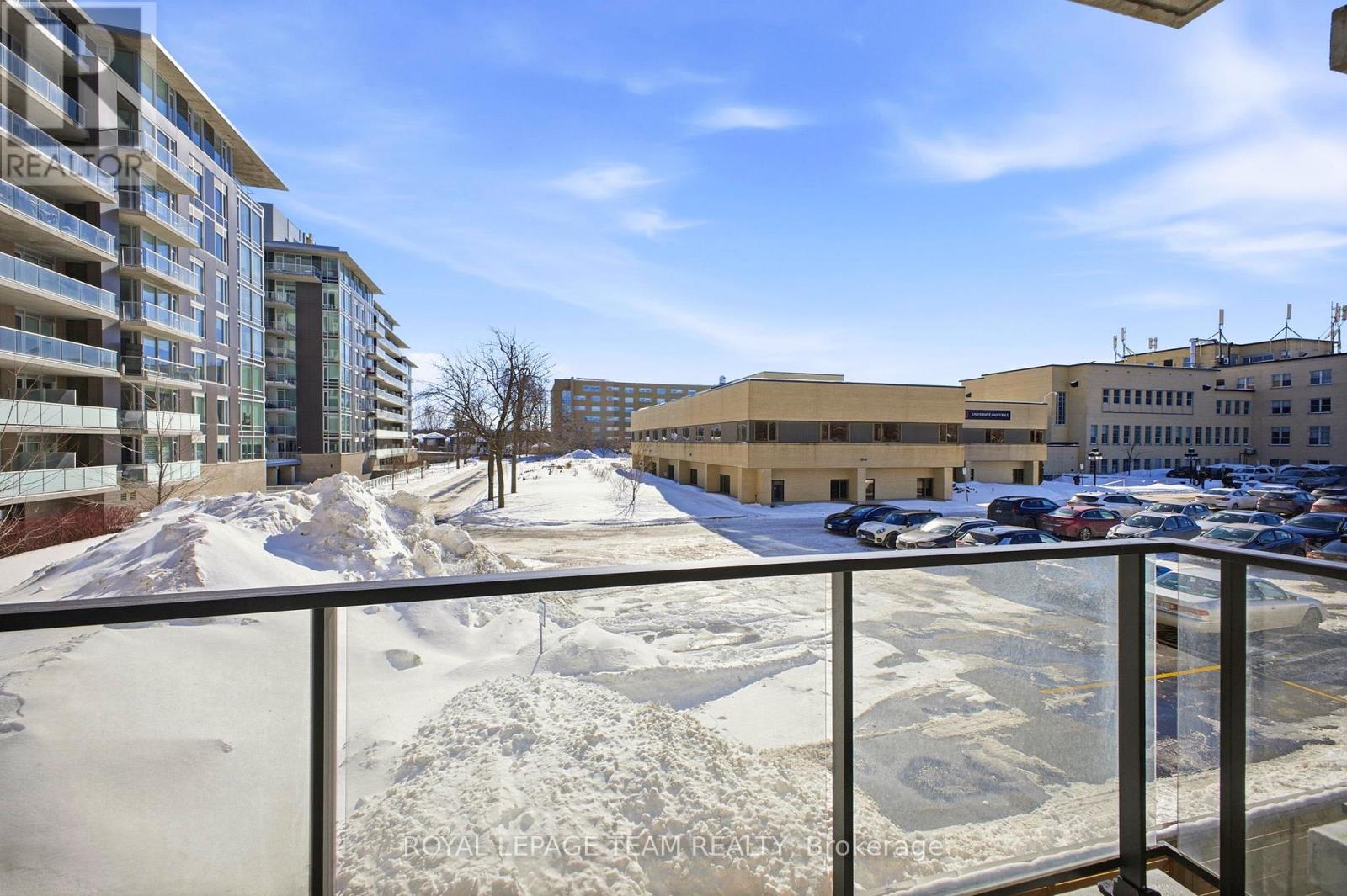 209 - 360 Deschatelets Avenue E Property Photo 17