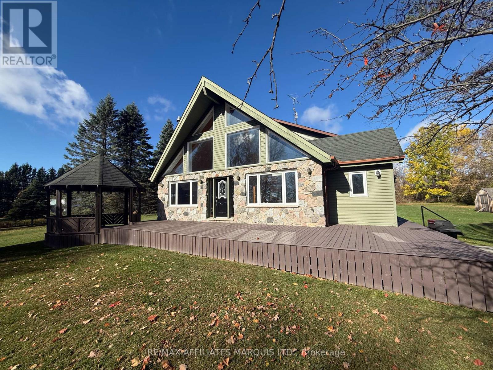 16855 County Rd 18 Road Property Photo 1
