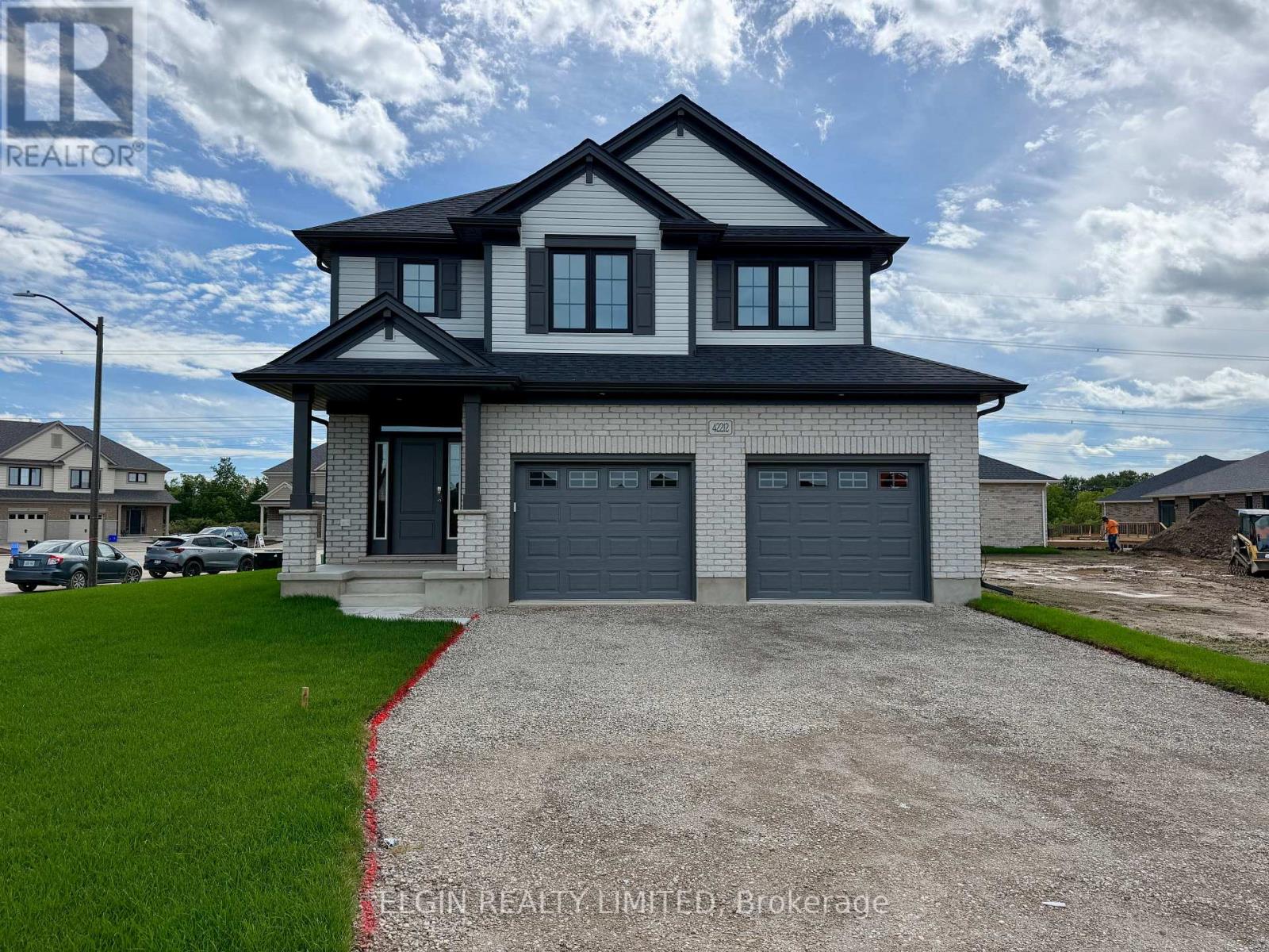 42212 Mcbain Line Property Photo 1
