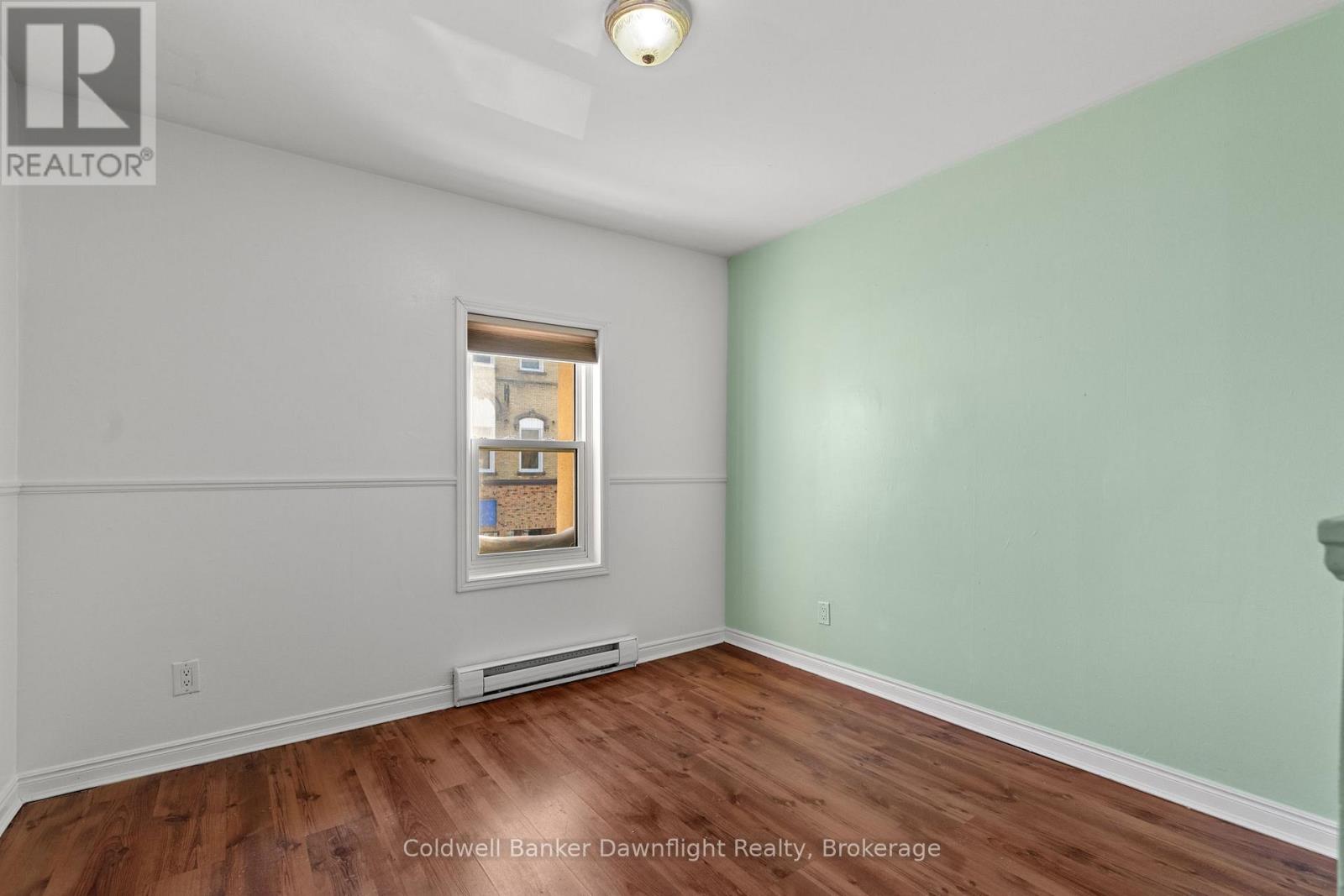 437 Main Street Property Photo 28
