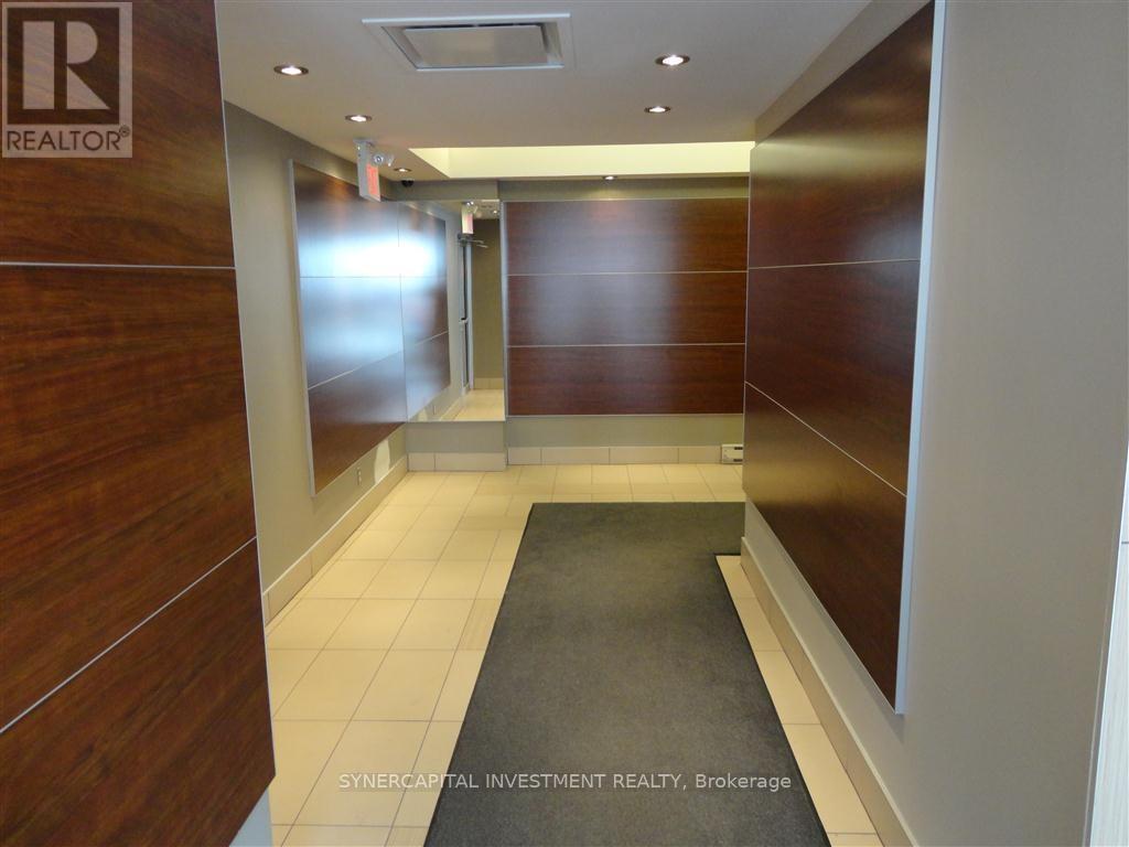 502 Furnished - 1376 Bank Street Property Photo 2