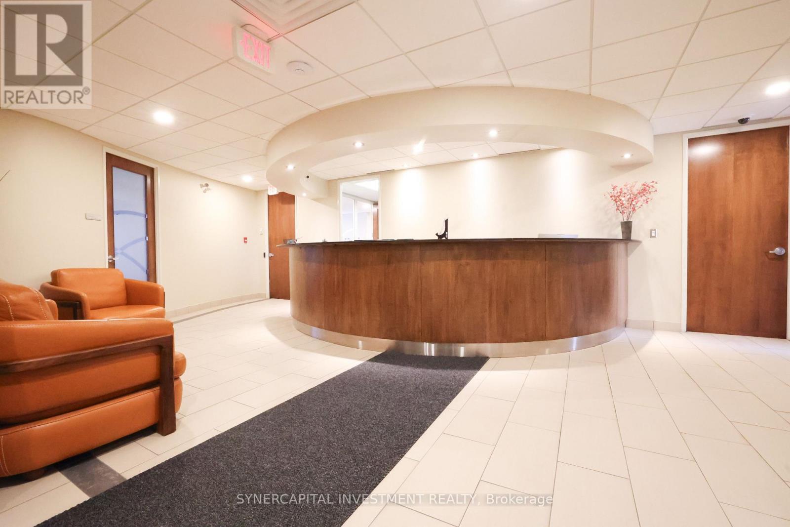 502 Furnished - 1376 Bank Street Property Photo 16