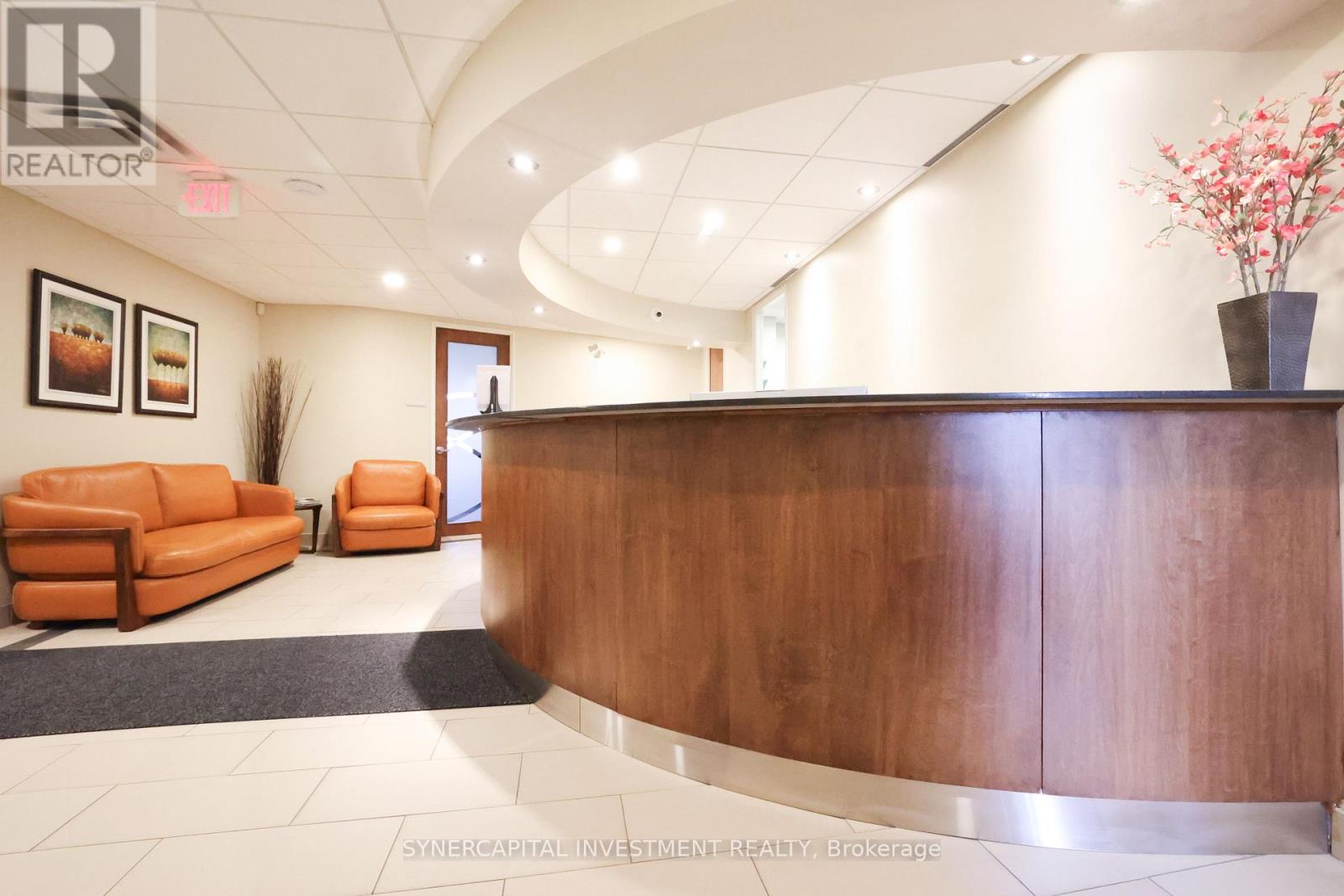 502 Furnished - 1376 Bank Street Property Photo 17