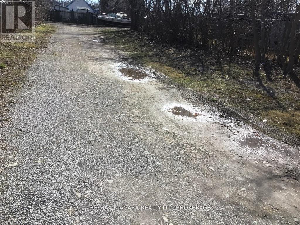 S/S BRIDGE STREET