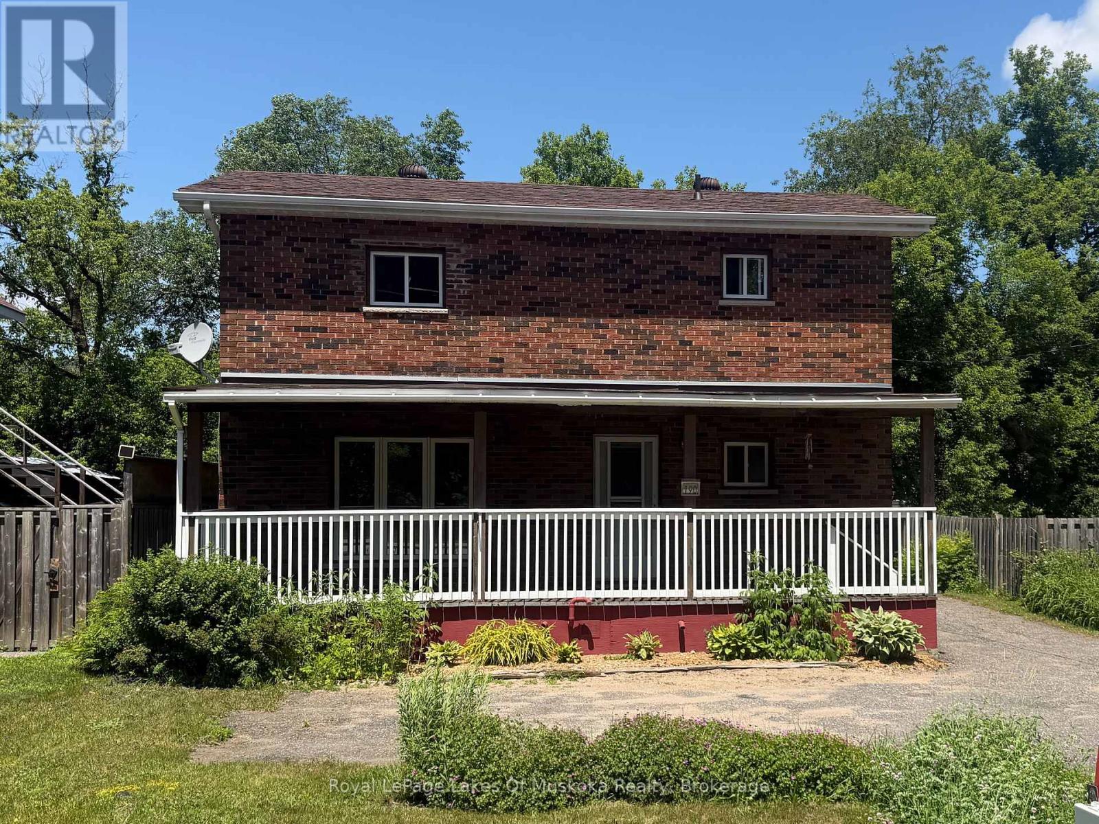 190 Ecclestone Drive Property Photo 1