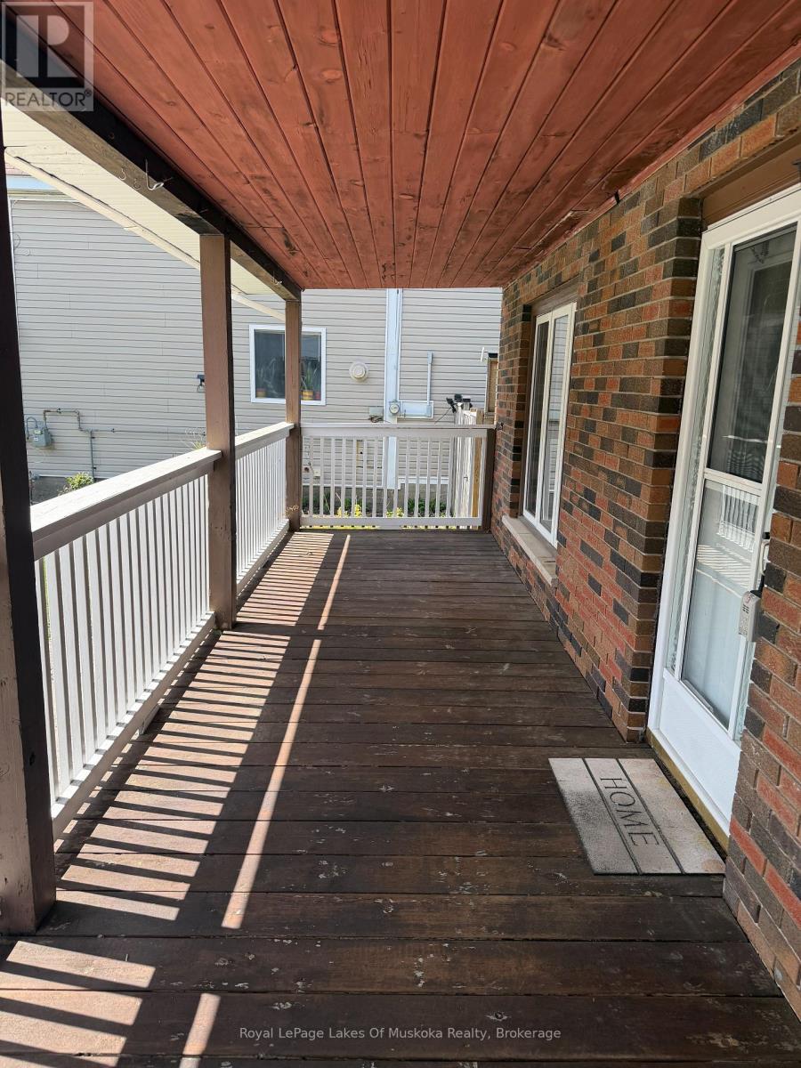 190 Ecclestone Drive Property Photo 2