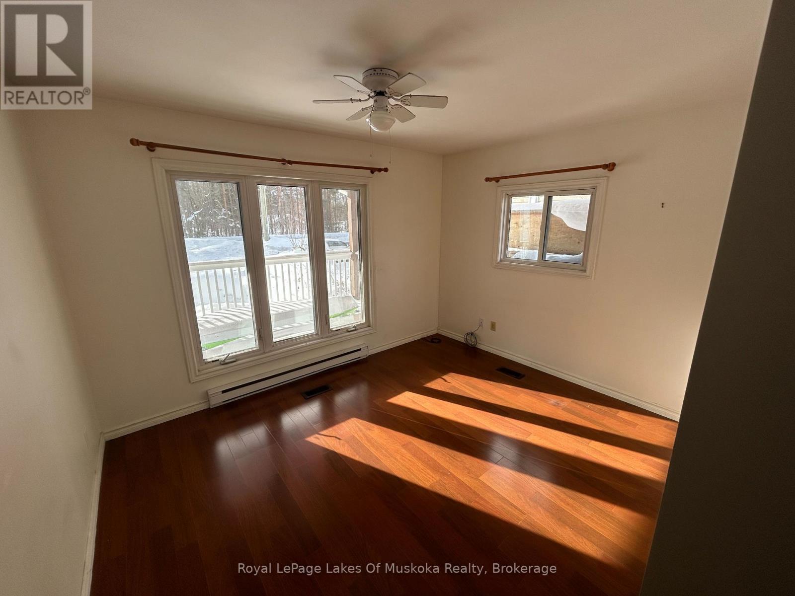 190 Ecclestone Drive Property Photo 7