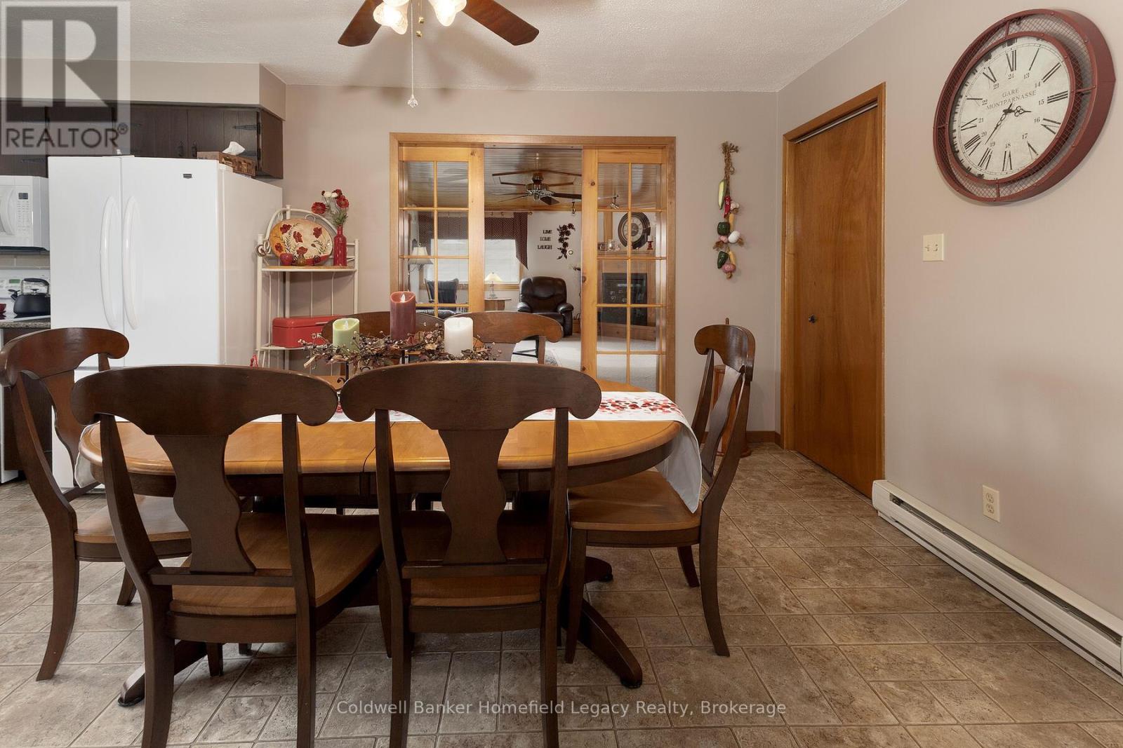 120 Jones Street W Property Photo 21