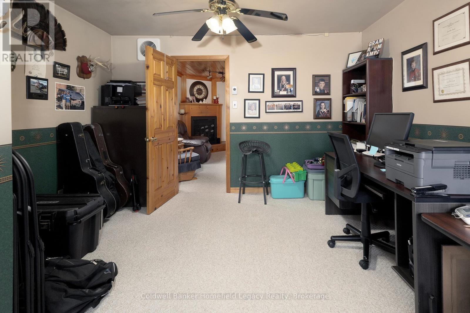 120 Jones Street W Property Photo 25