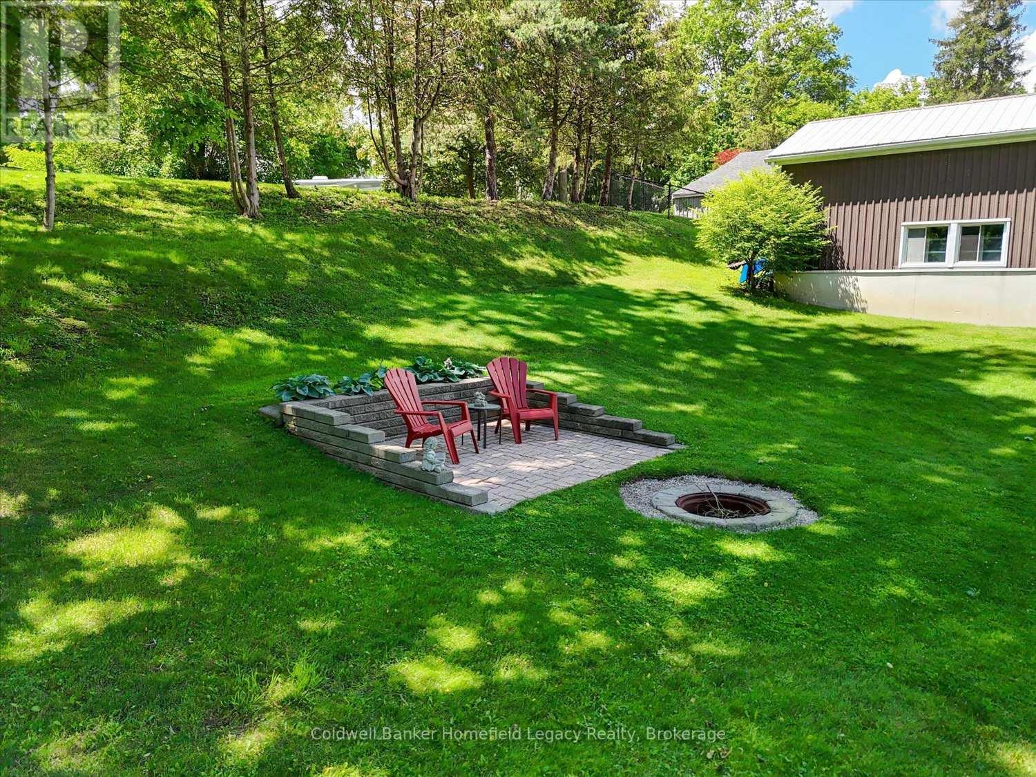 120 Jones Street W Property Photo 42