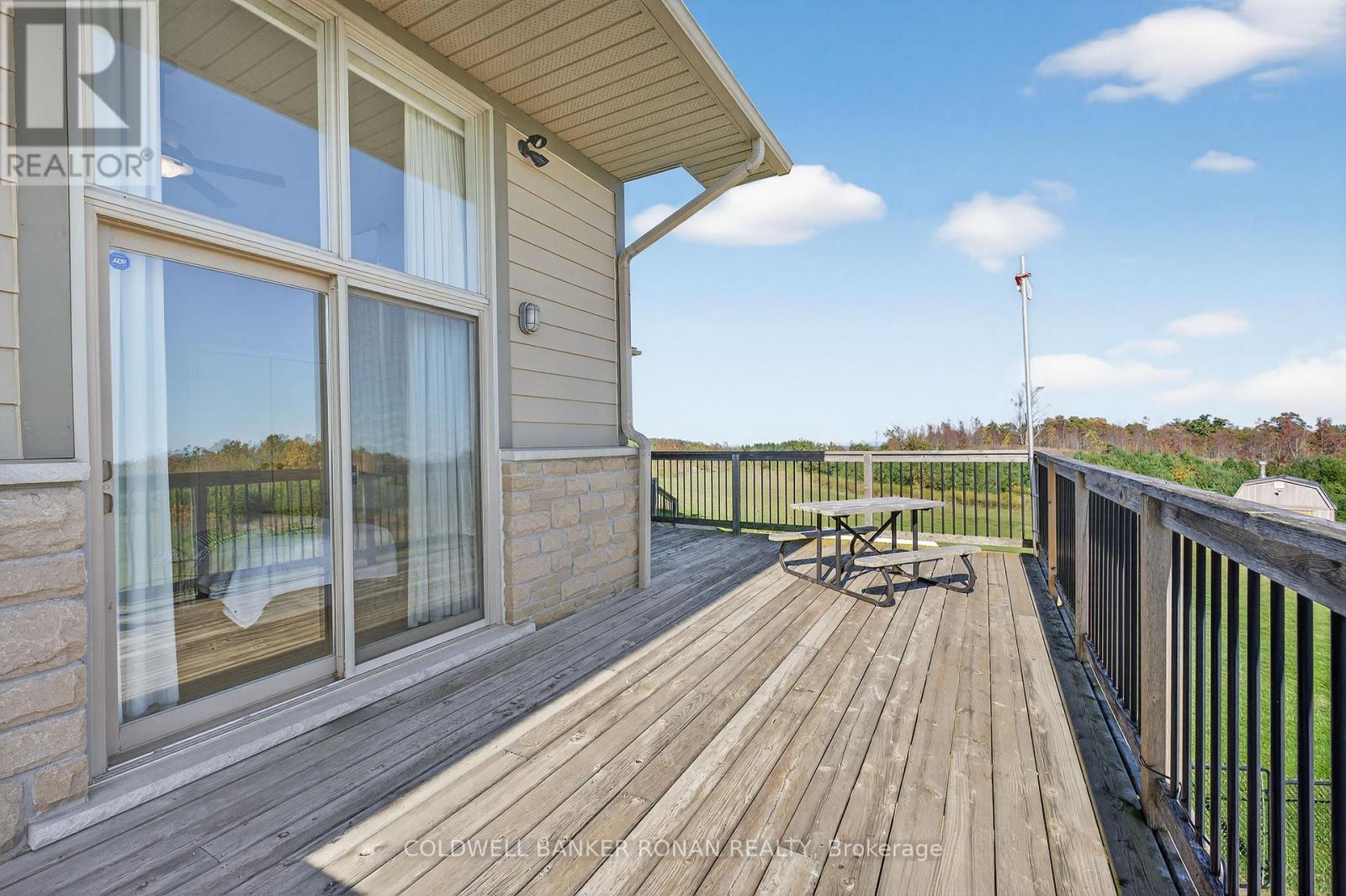796271 3rd Line E Property Photo 16