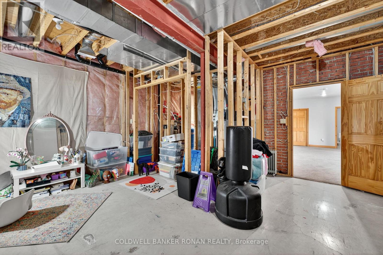 796271 3rd Line E Property Photo 26