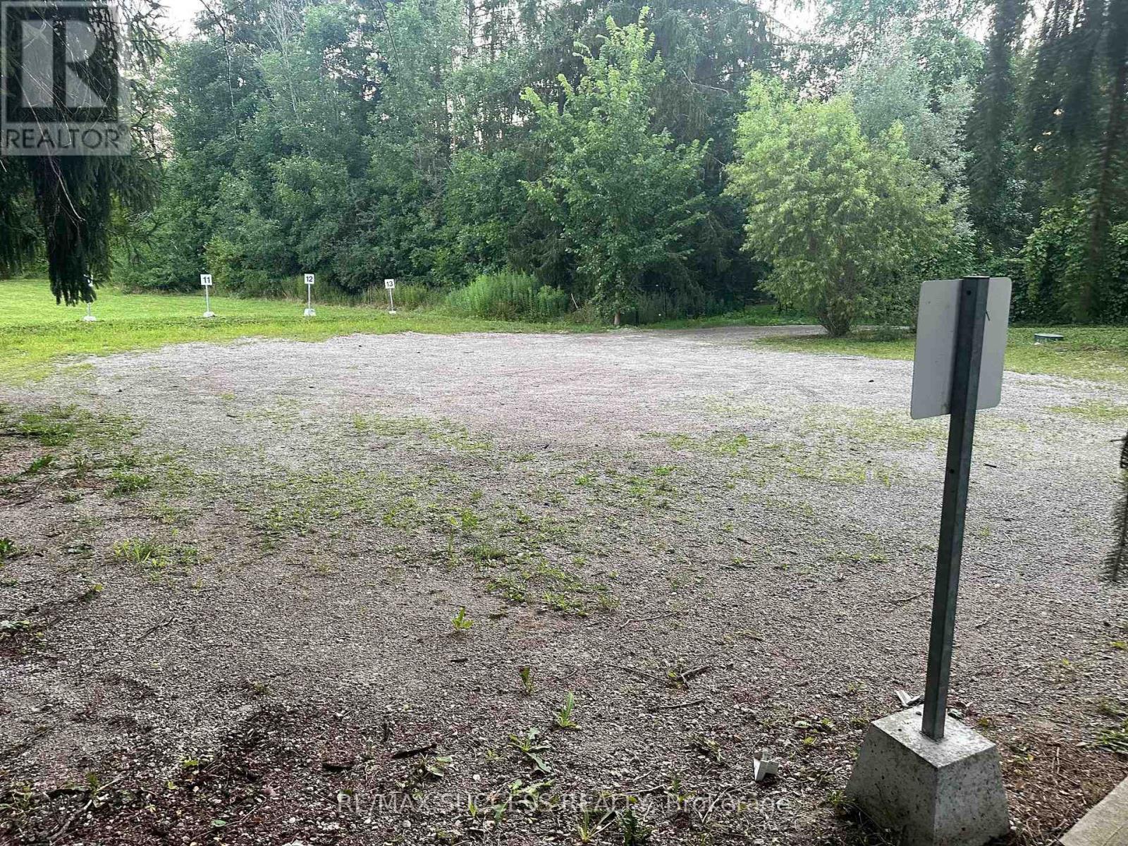 B - 28 Brock Road N Property Photo 13