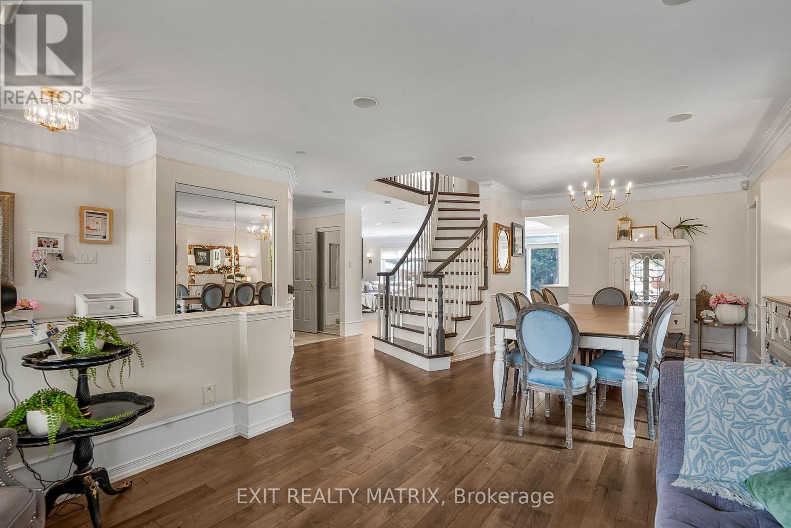 116 Lamadeleine Boulevard Property Photo 6