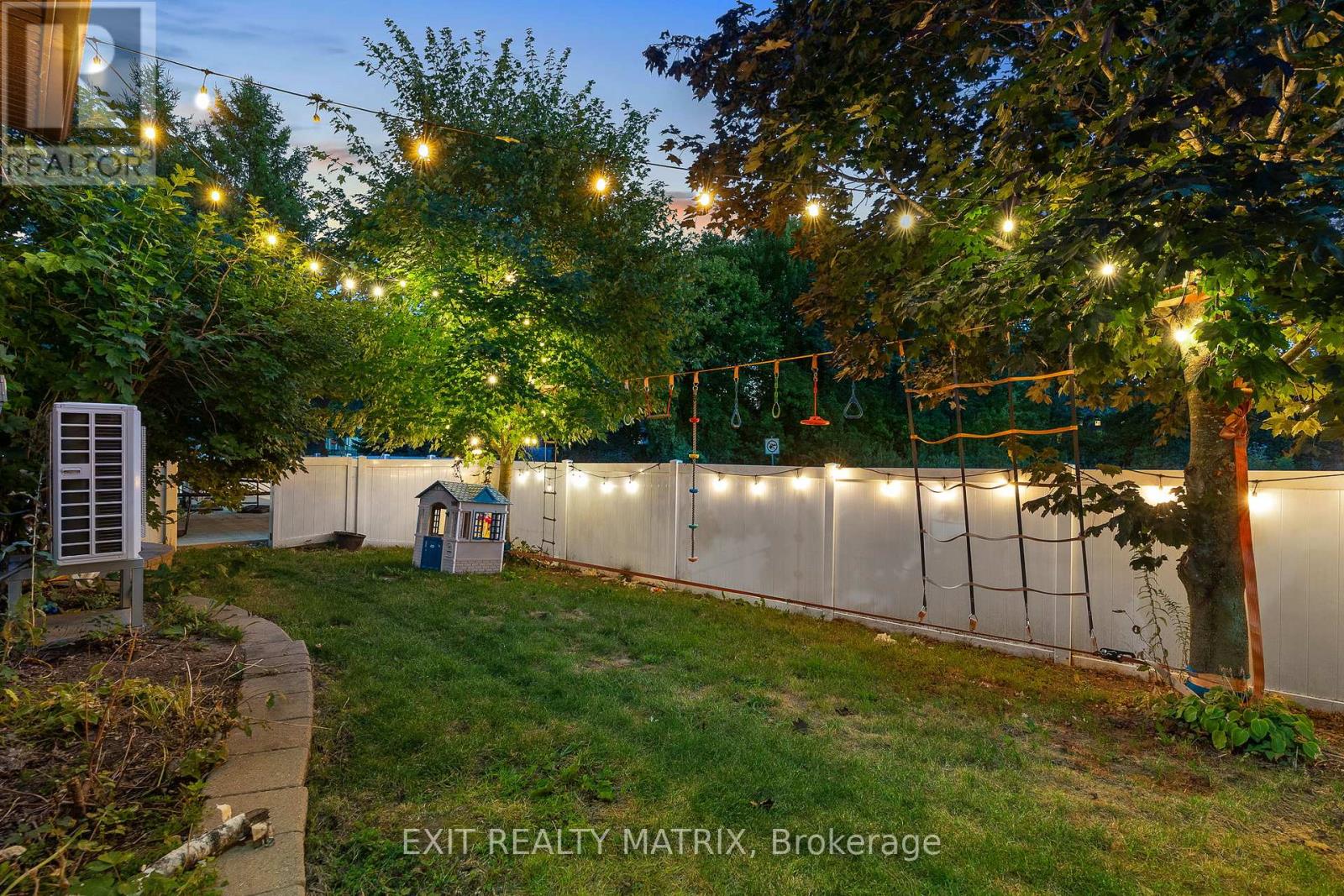 116 Lamadeleine Boulevard Property Photo 41