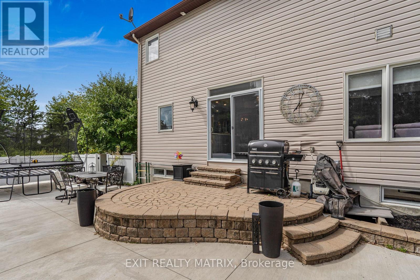 116 Lamadeleine Boulevard Property Photo 44