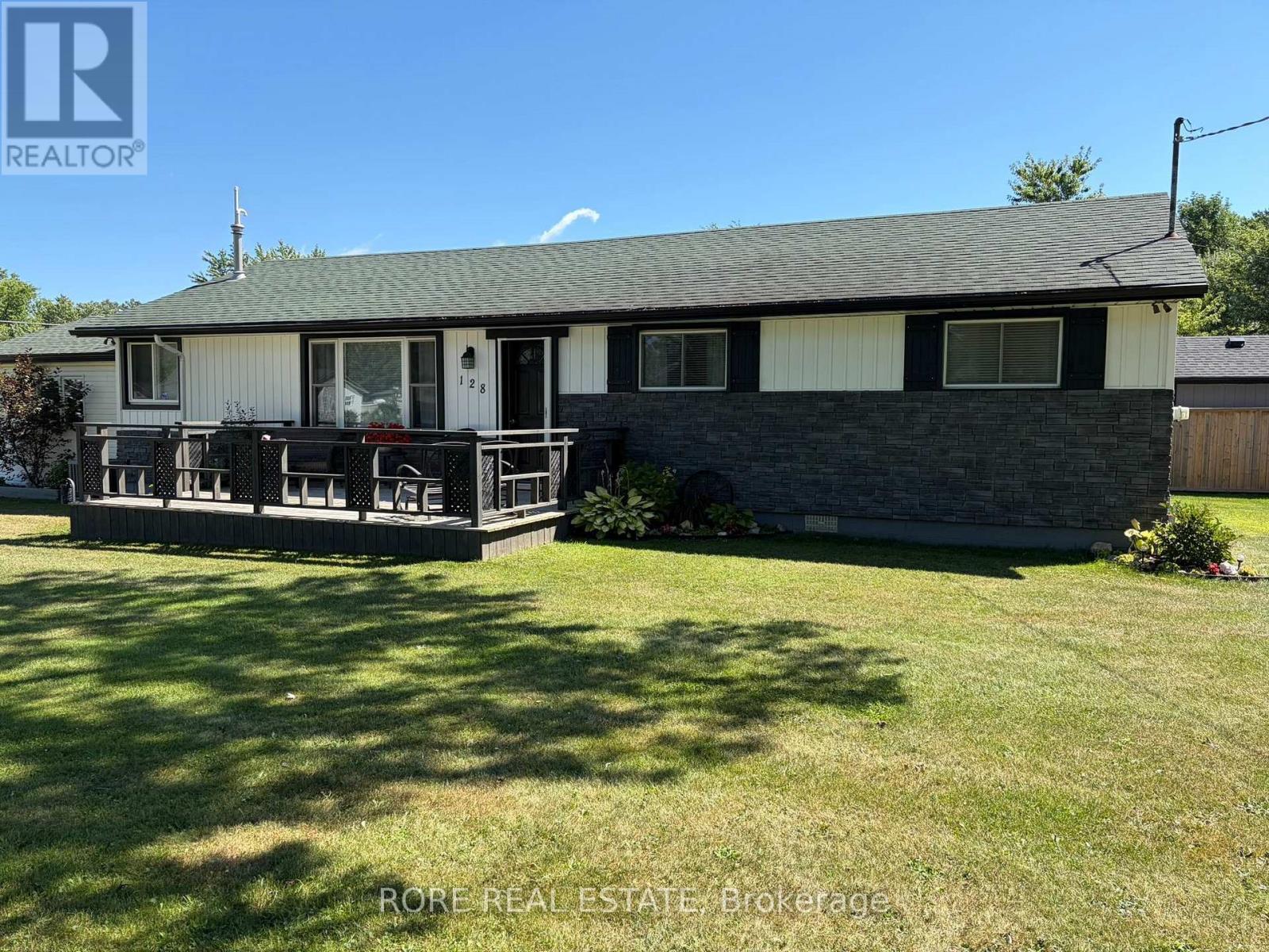 128 COOK AVENUE Property Photo 1