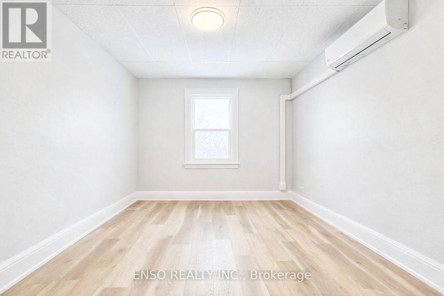 10 - 5325 Van Alstyne Place Property Photo 6