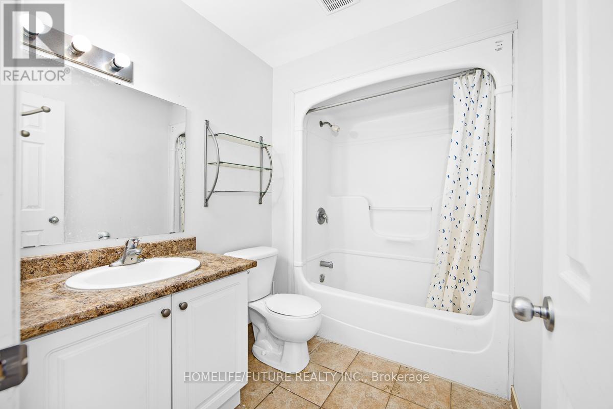 4 Units W/20 Rms - 327 Spruce Street Property Photo 19