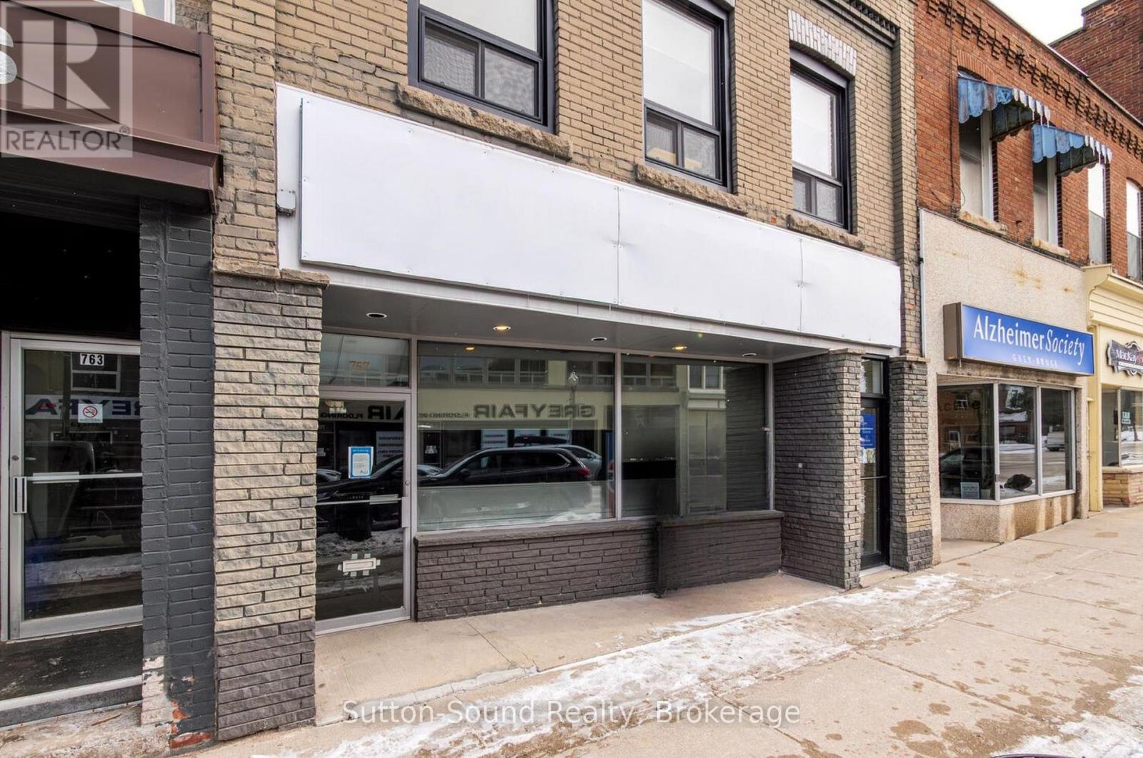 757 2nd Avenue E Photo de la propriété 1