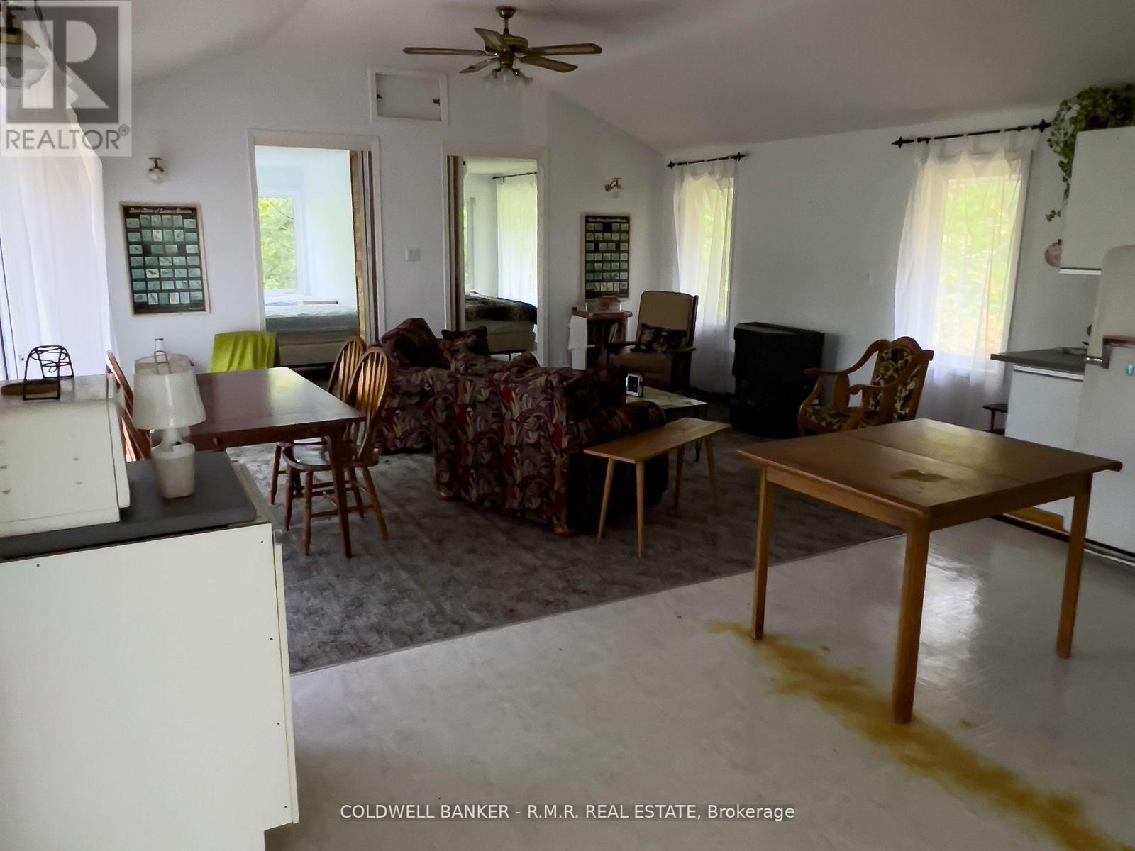 8860 County Rd 41 Property Photo 31