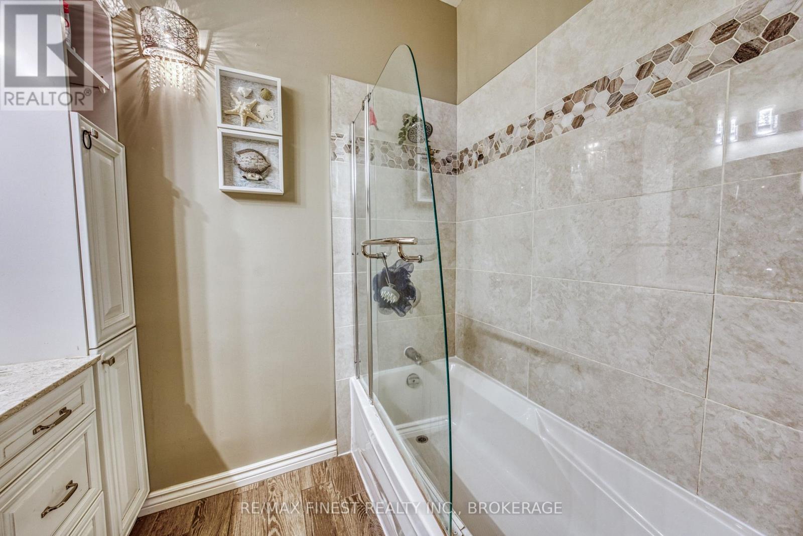 108 Grayrock Crescent Property Photo 22