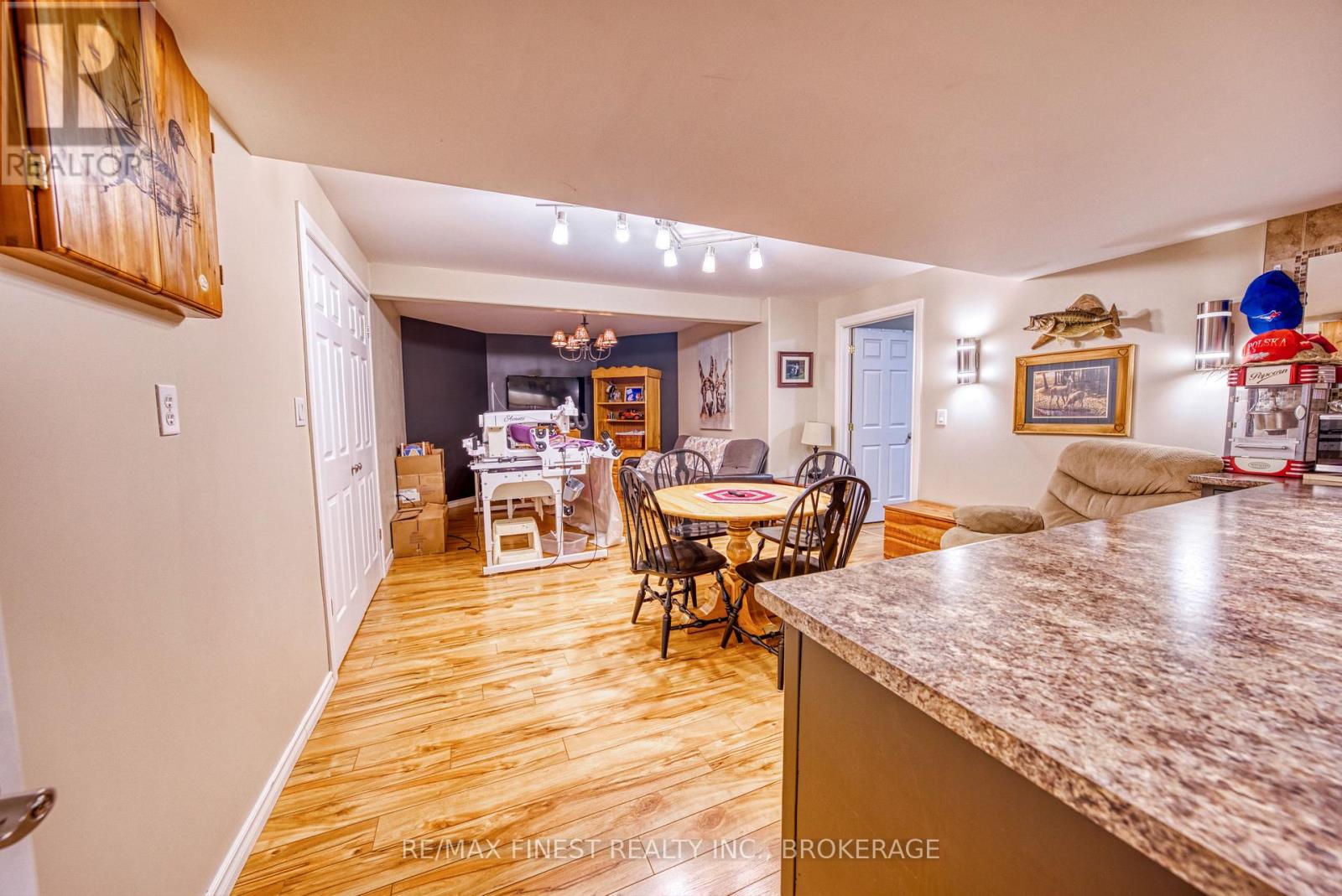 108 Grayrock Crescent Property Photo 31