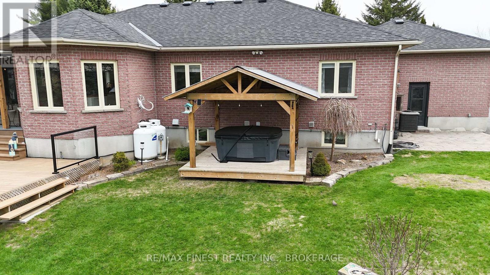 108 Grayrock Crescent Property Photo 46
