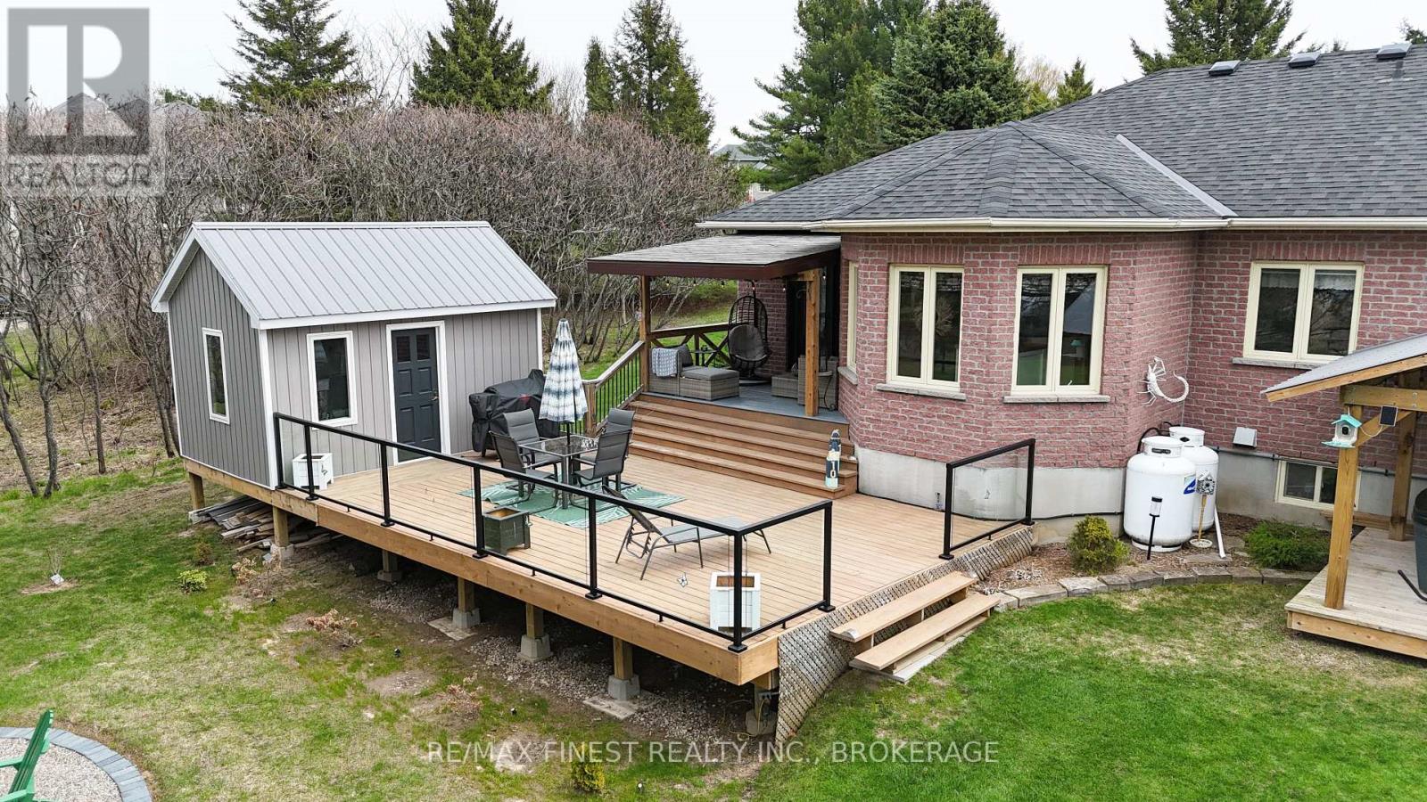 108 Grayrock Crescent Property Photo 47