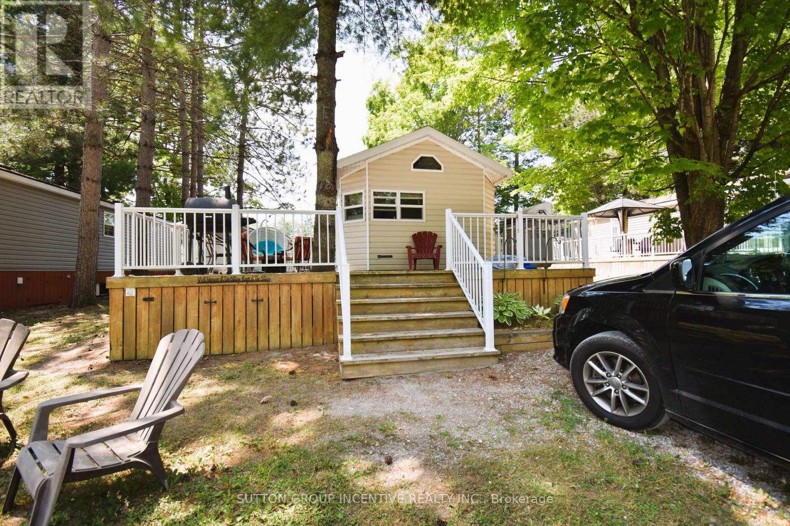 62 - 1082 Shamrock Marina Road Property Photo 1