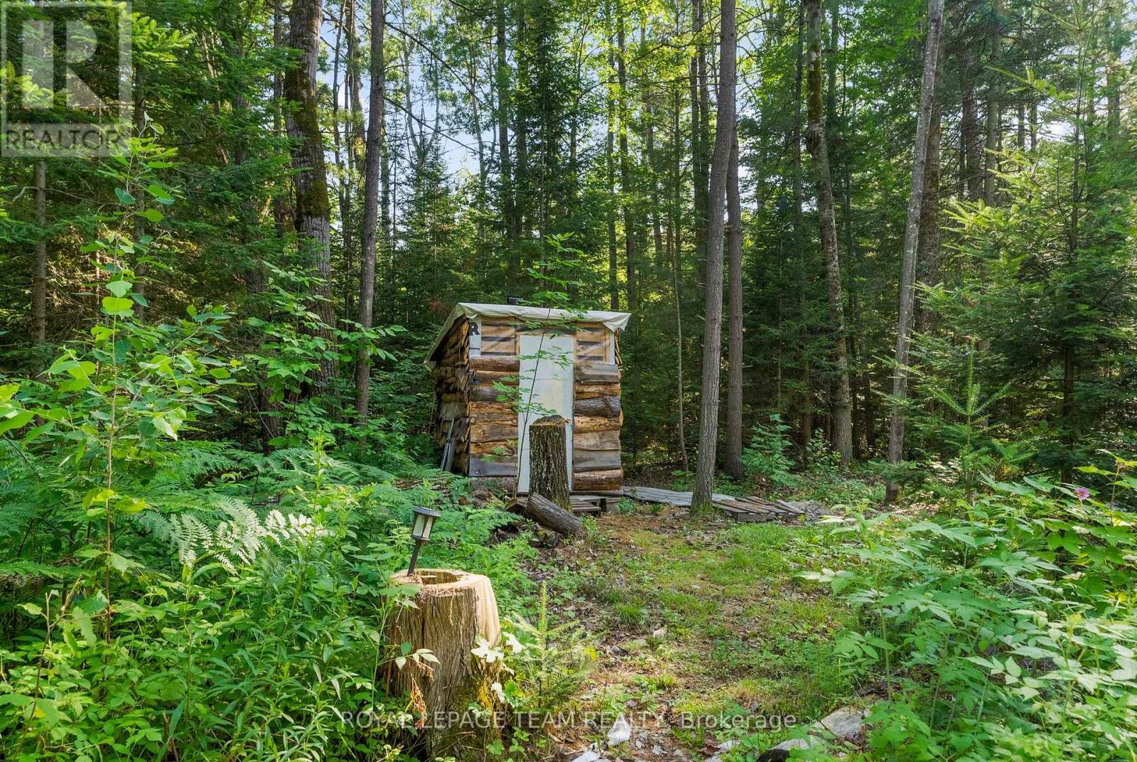 00 (31253) Highway 41 Highway Property Photo 8