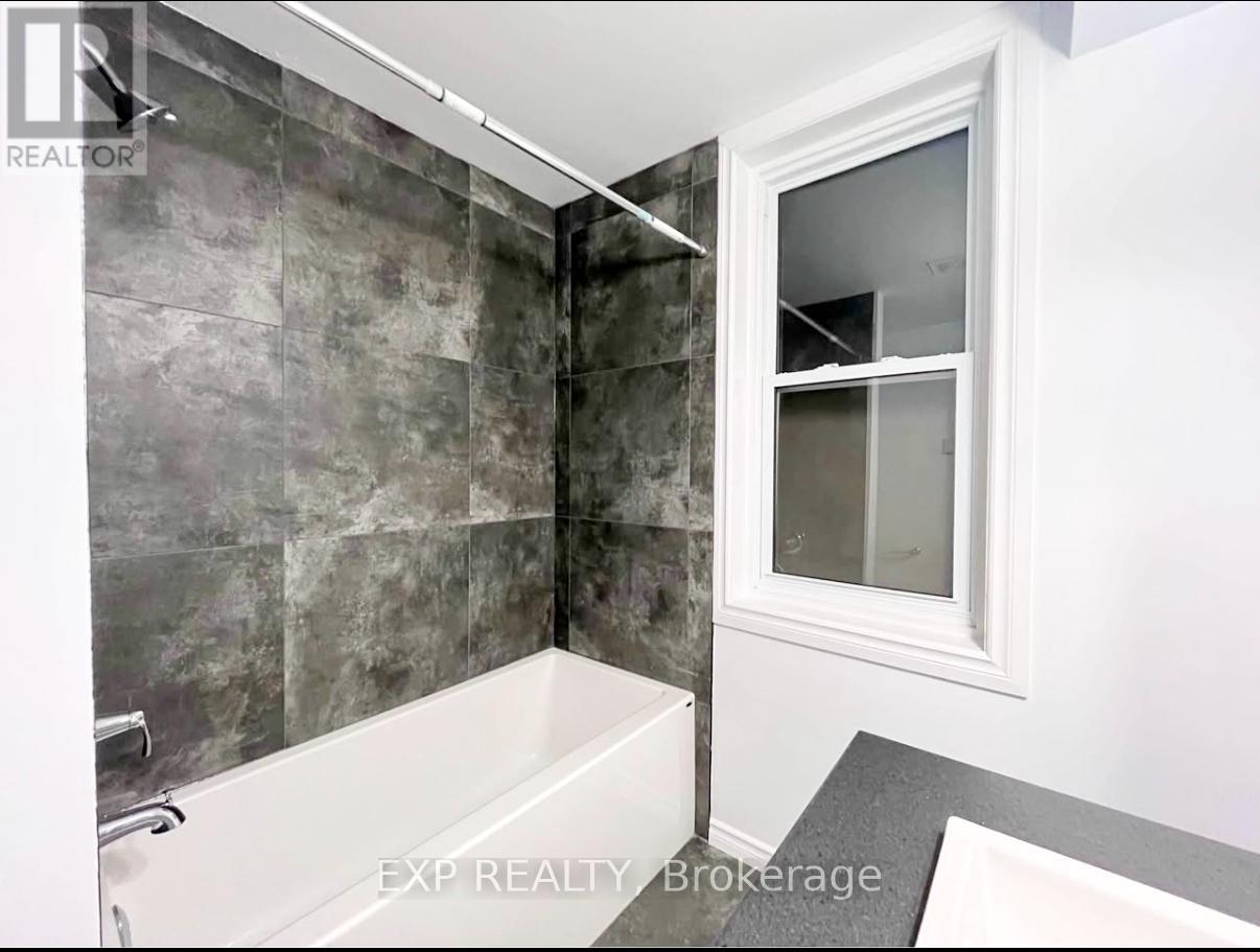 122-124 Cobourg Street Property Photo 9
