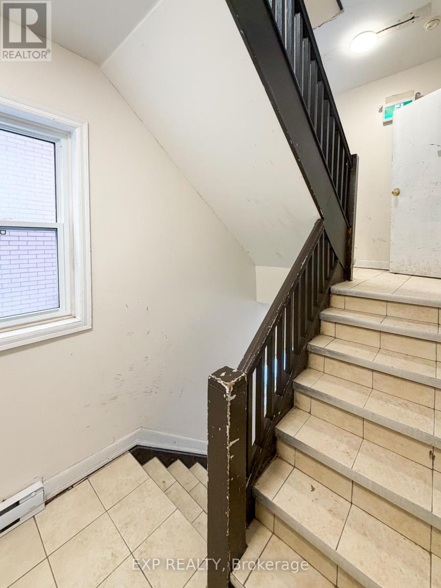 122-124 Cobourg Street Property Photo 25