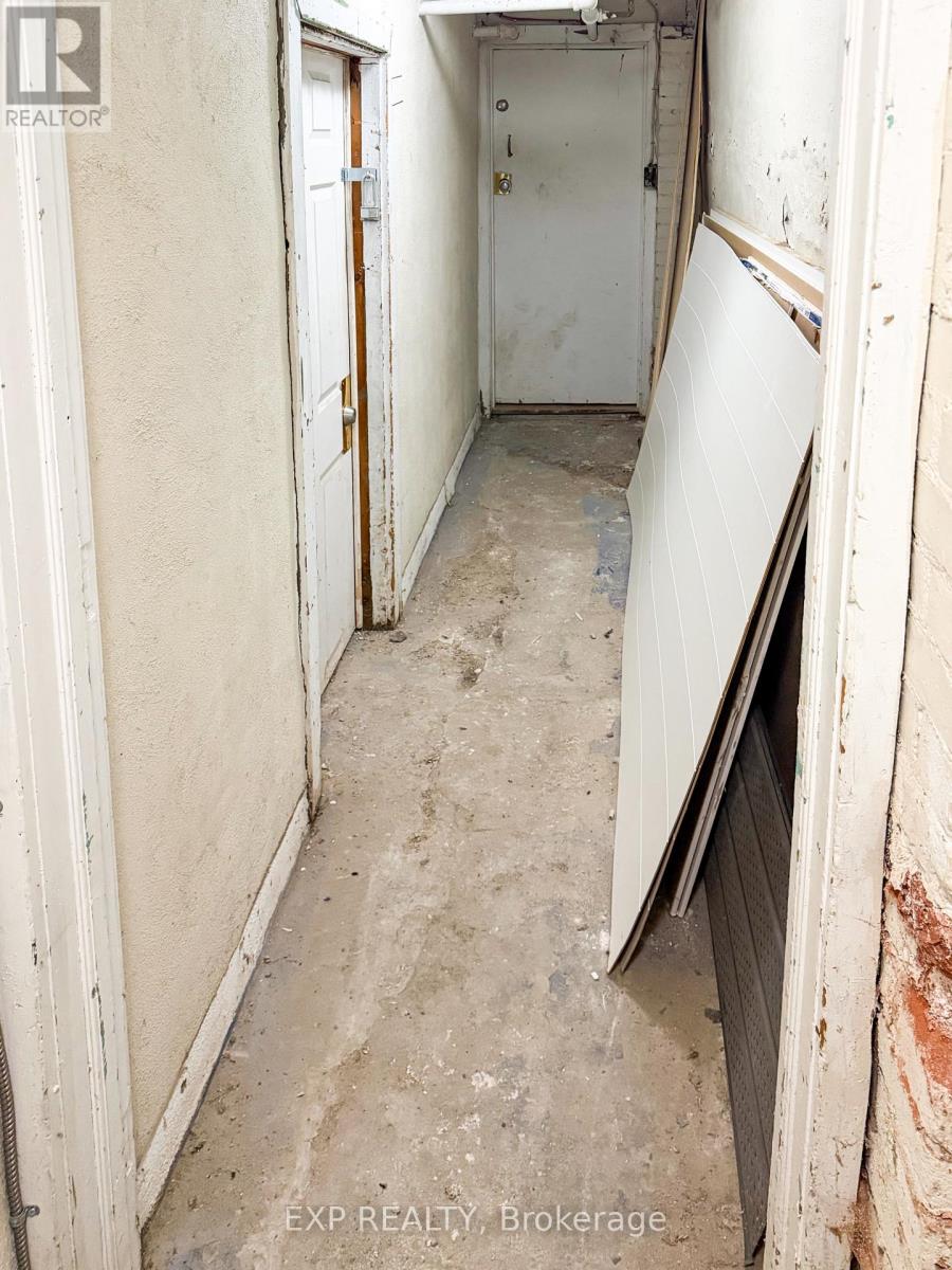 122-124 Cobourg Street Property Photo 39