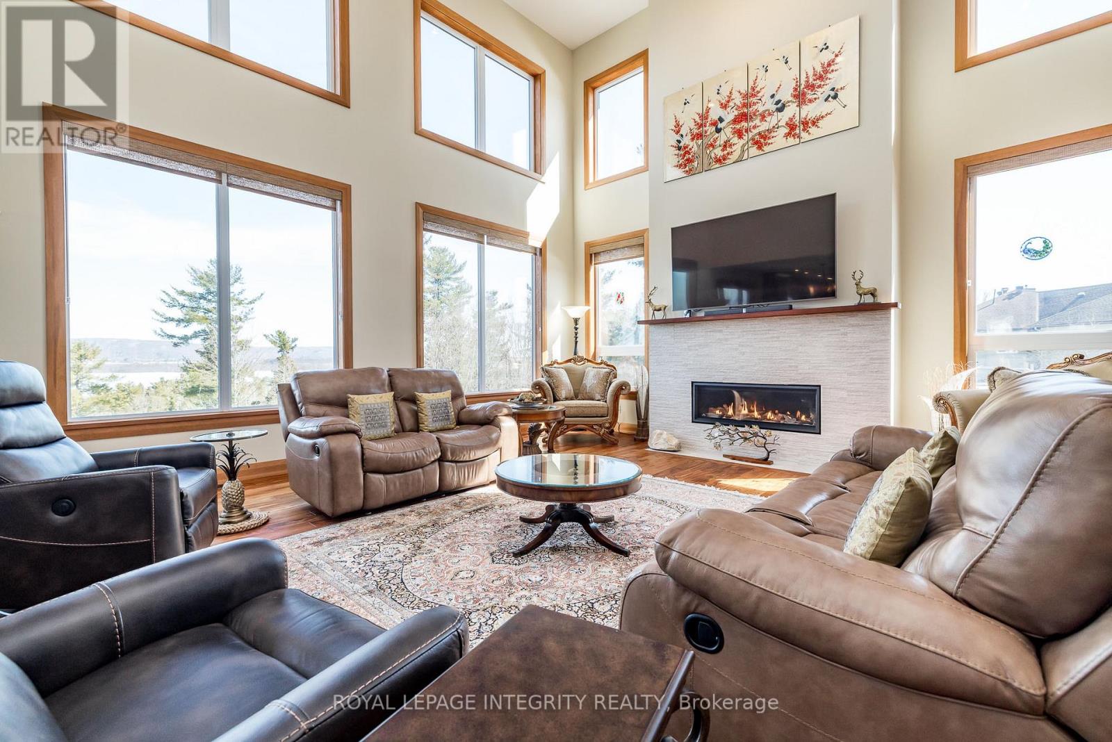 3052 Stoneridge Road Property Photo 7