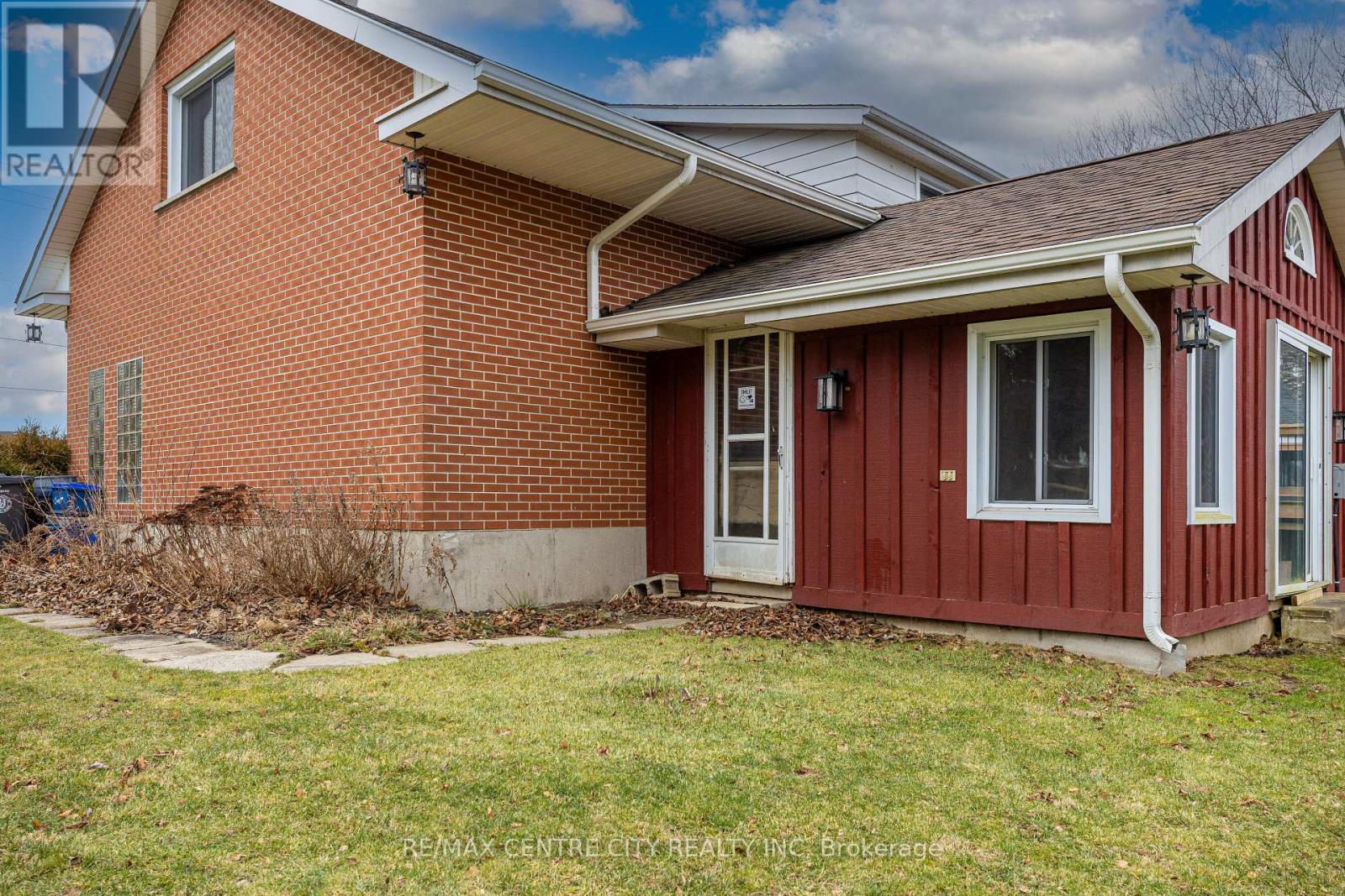 42420 John Wise Line Property Photo 9