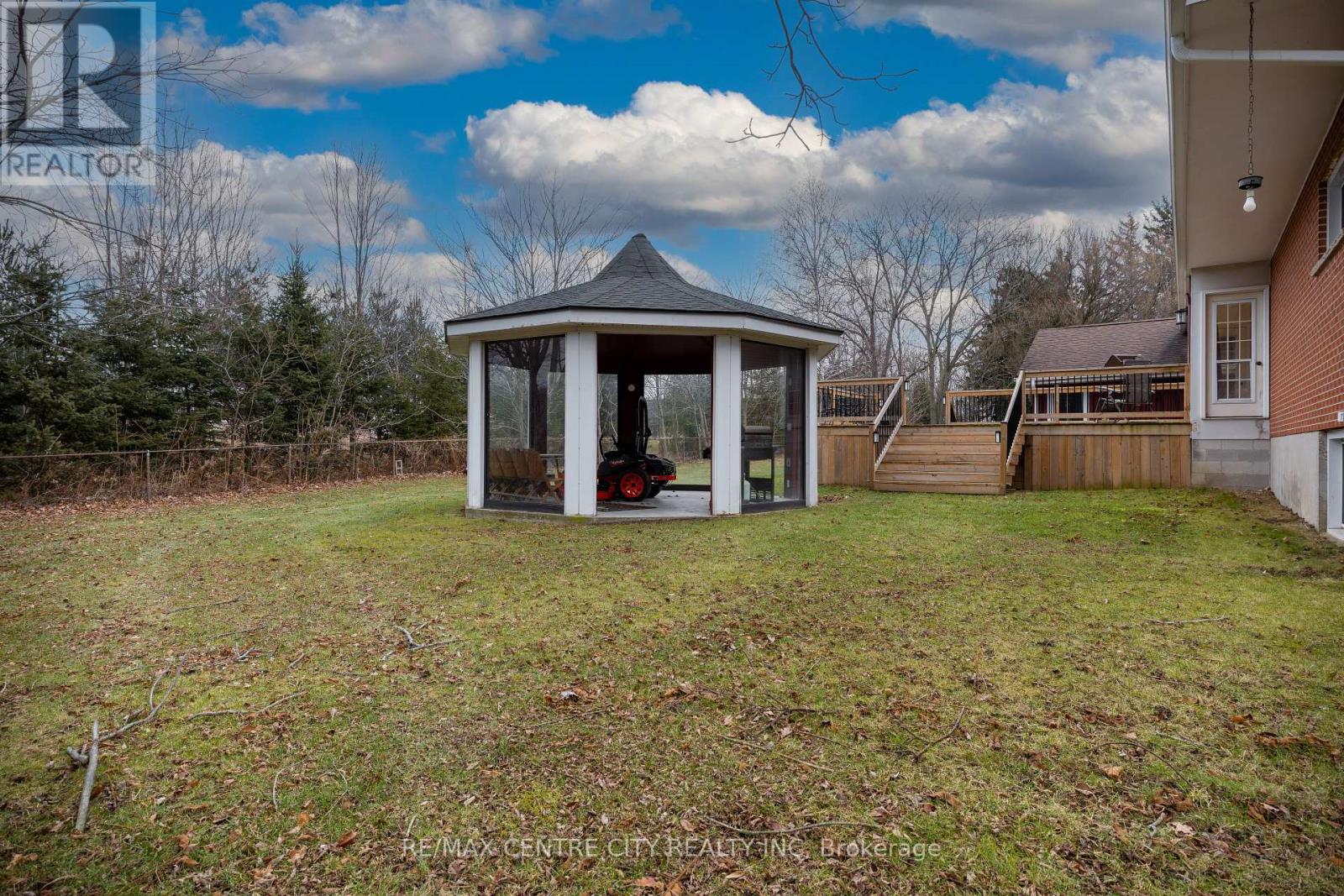 42420 John Wise Line Property Photo 14