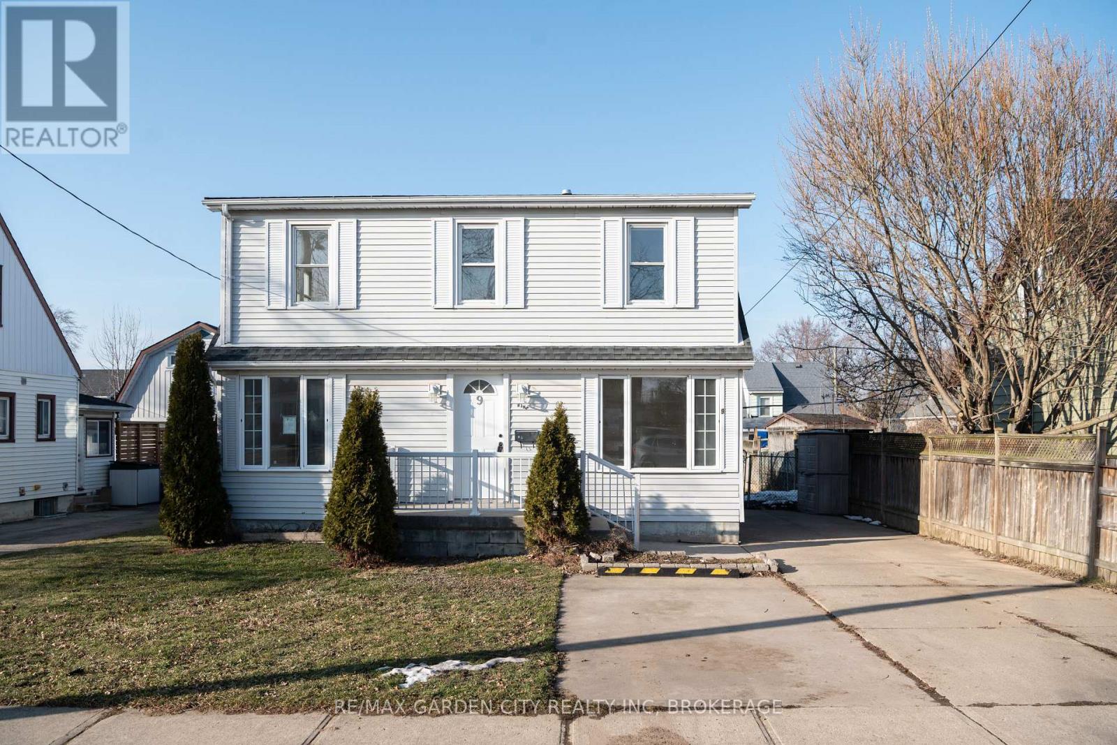 9 Fir Avenue Property Photo 1
