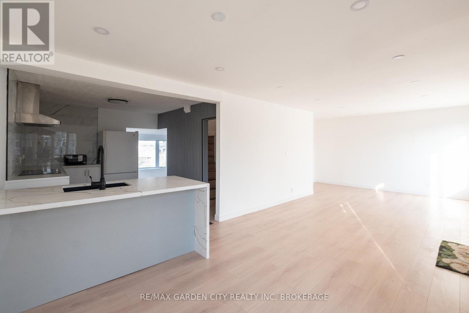 9 Fir Avenue Property Photo 3