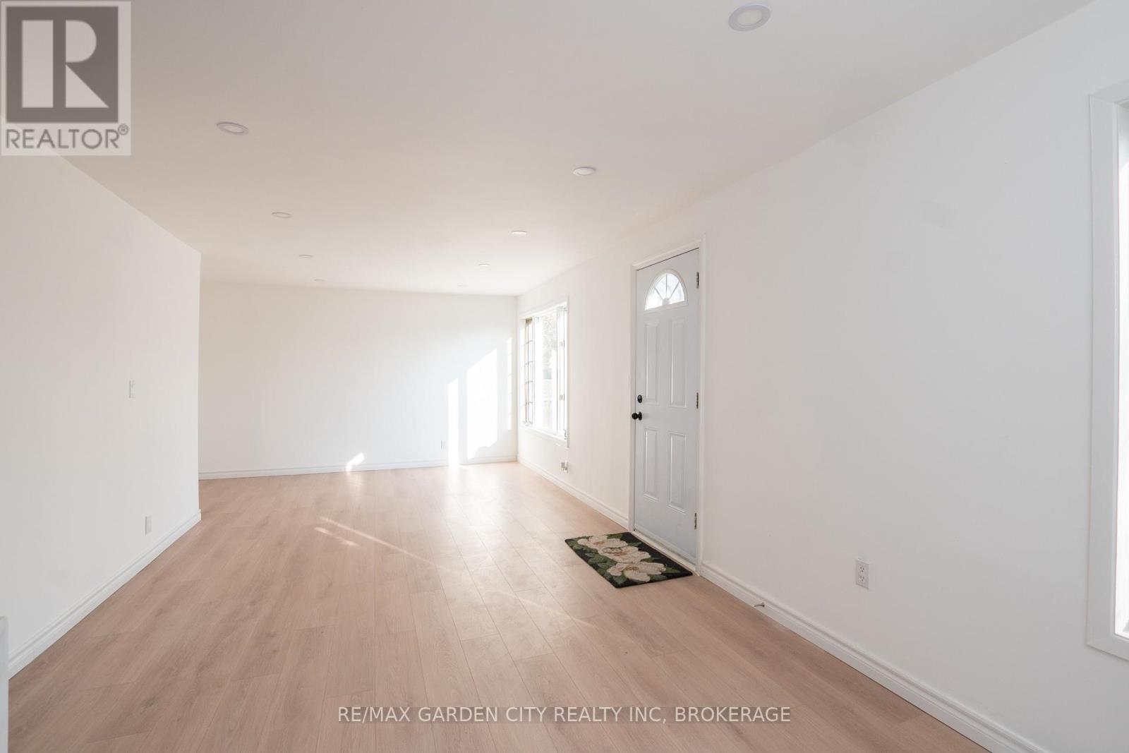 9 Fir Avenue Property Photo 4