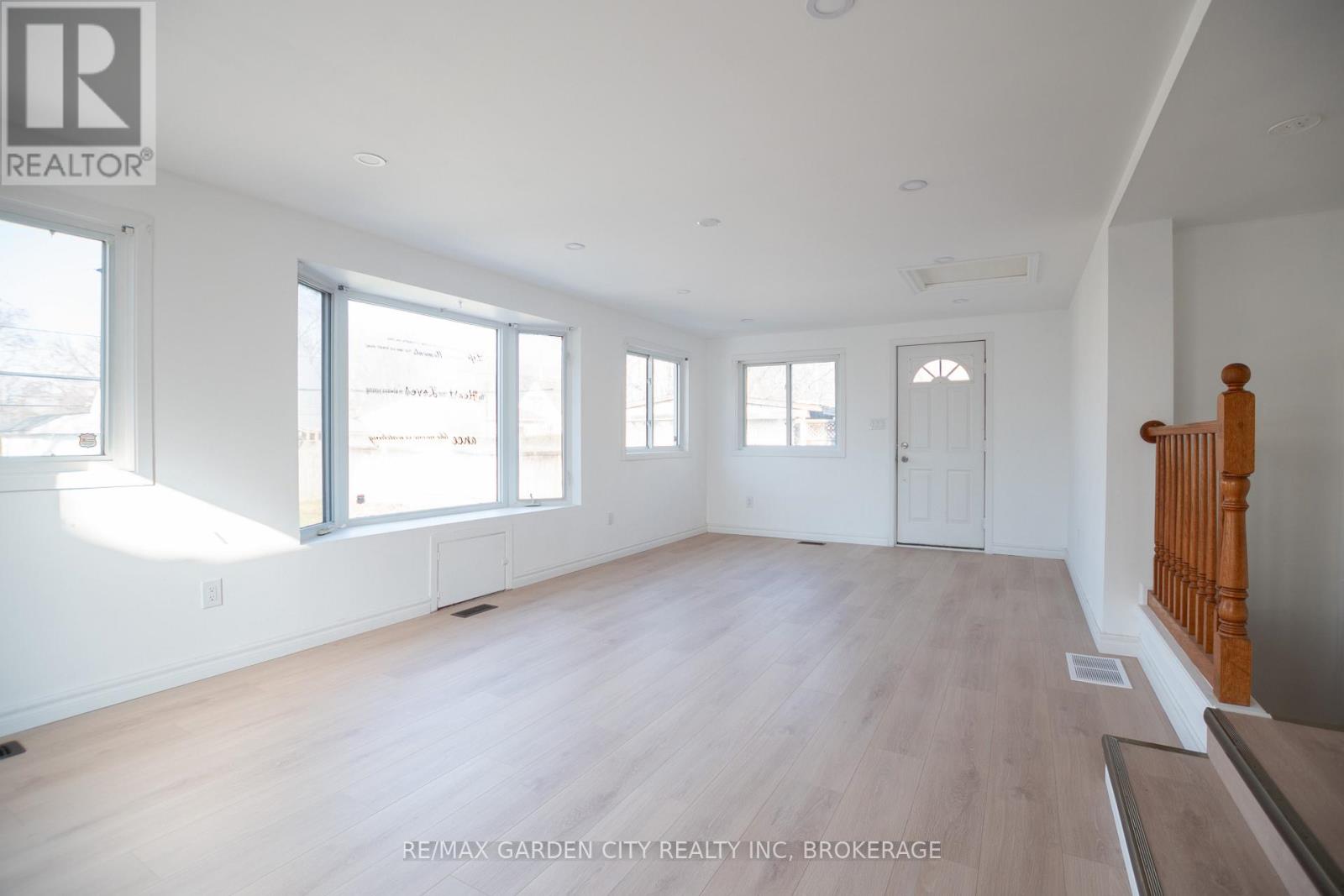 9 Fir Avenue Property Photo 13