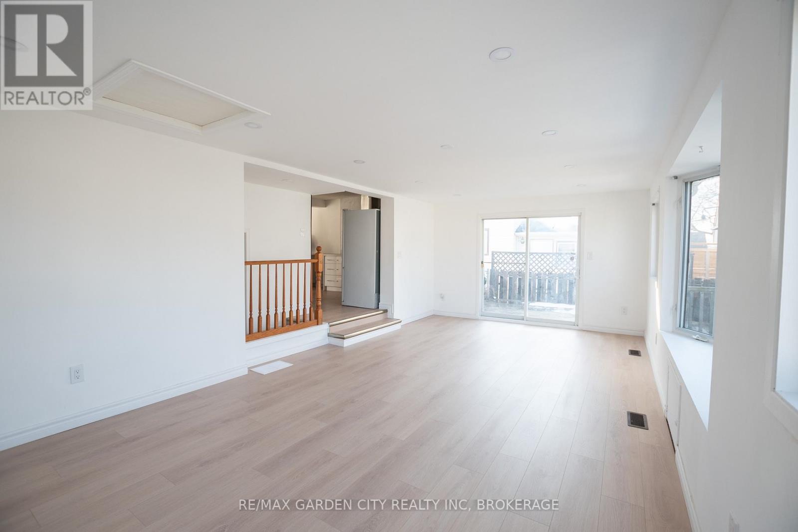 9 Fir Avenue Property Photo 15