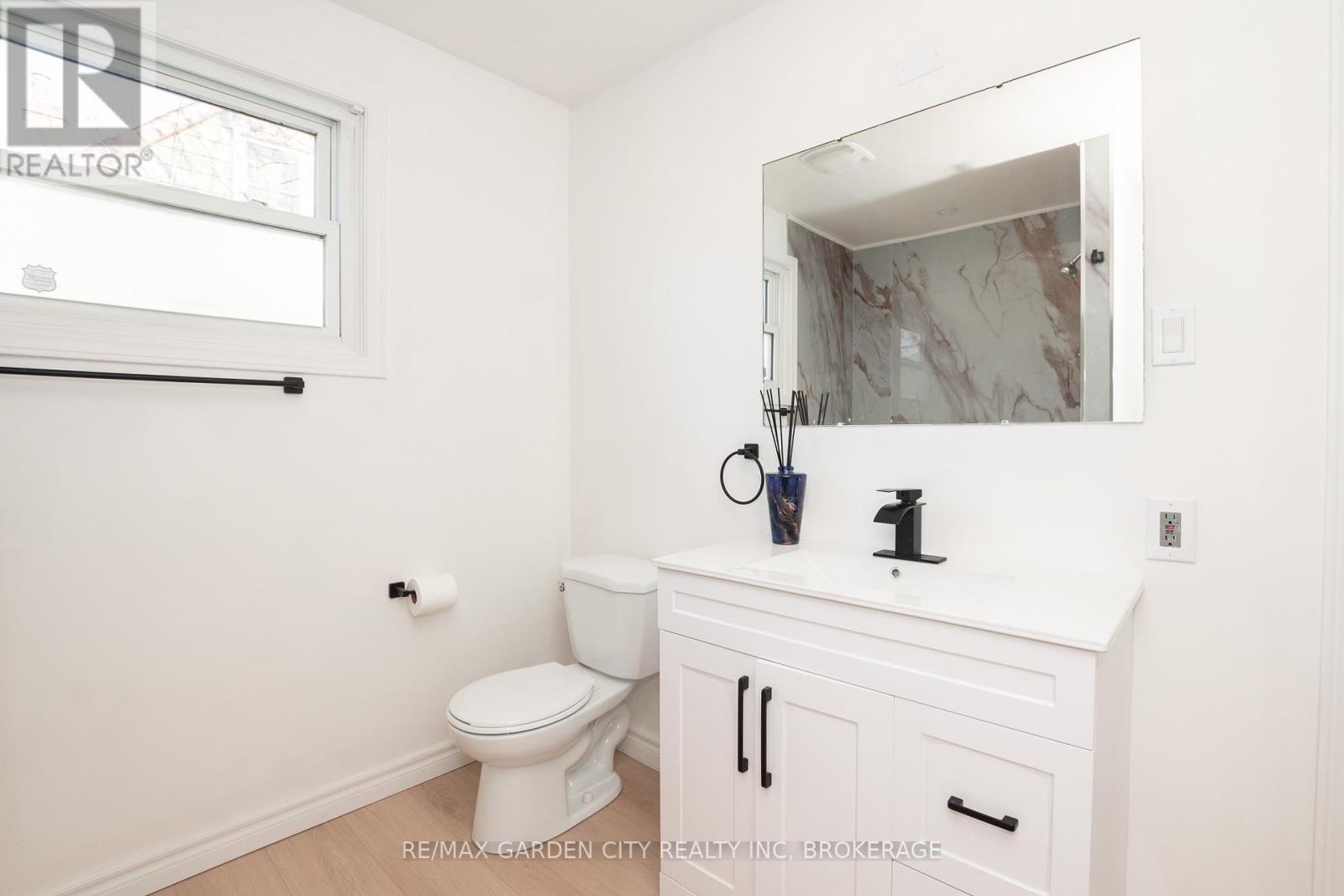 9 Fir Avenue Property Photo 18