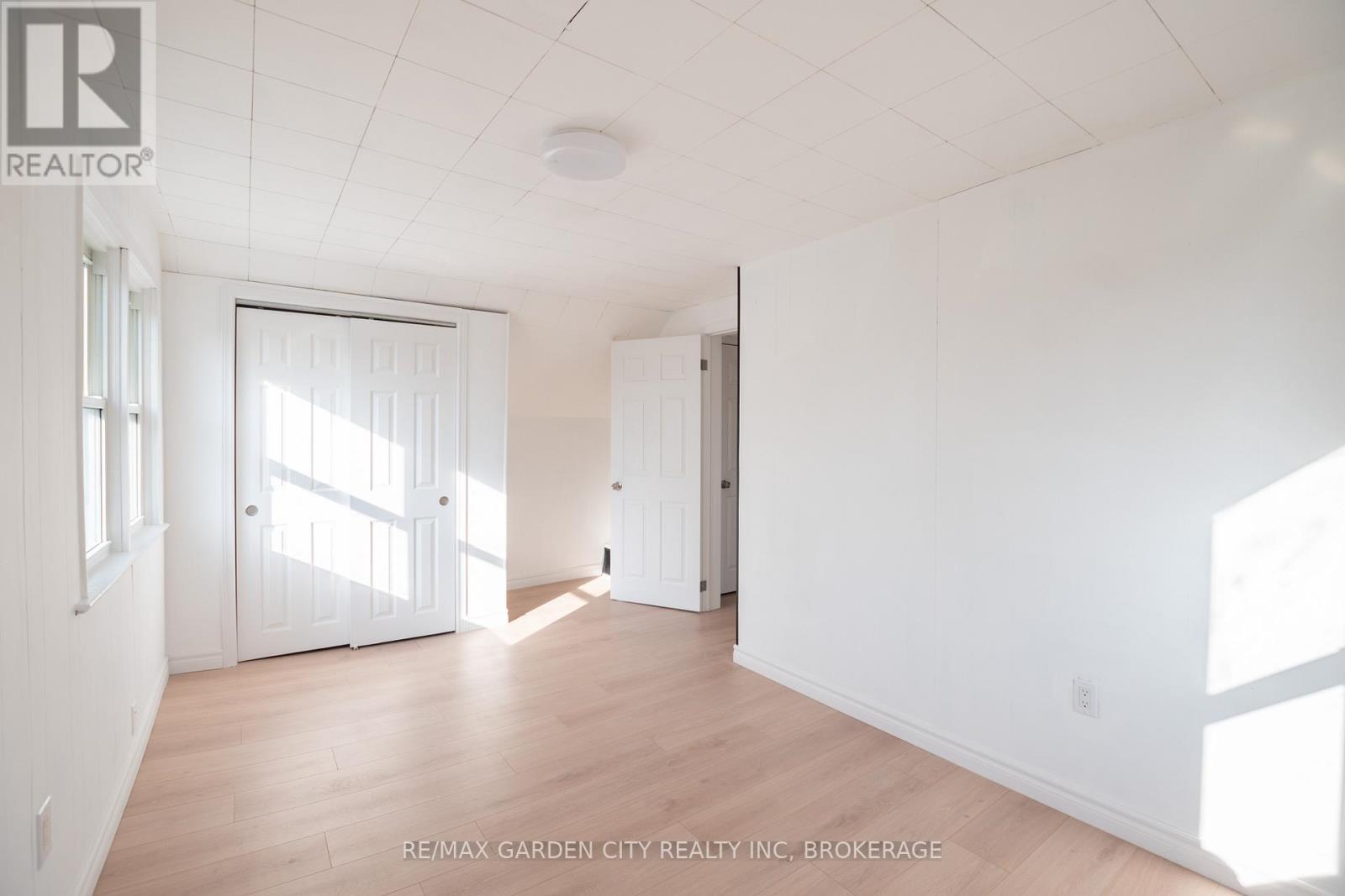 9 Fir Avenue Property Photo 26