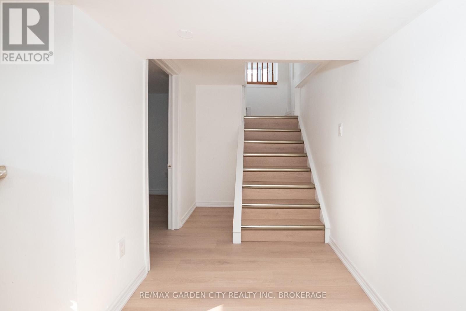 9 Fir Avenue Property Photo 30