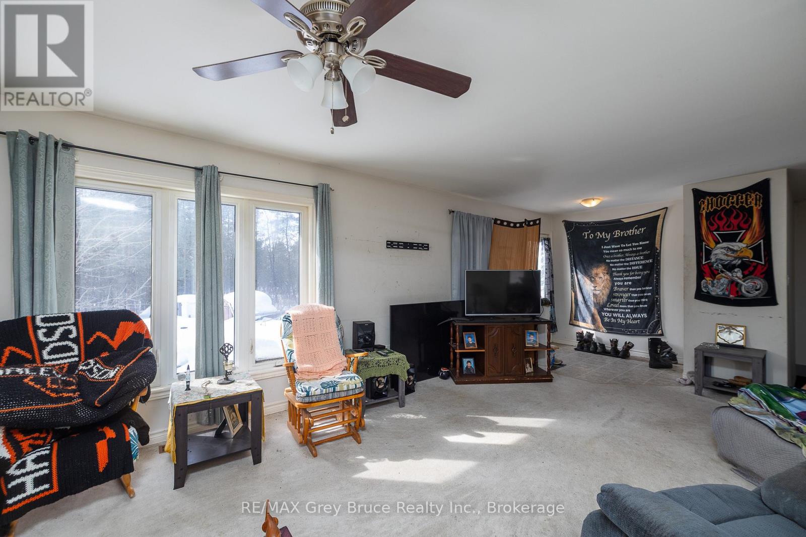 260 Spring Creek Road Property Photo 3