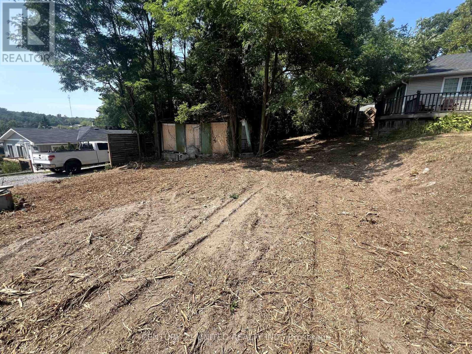 7122 Sidey Drive Property Photo 4